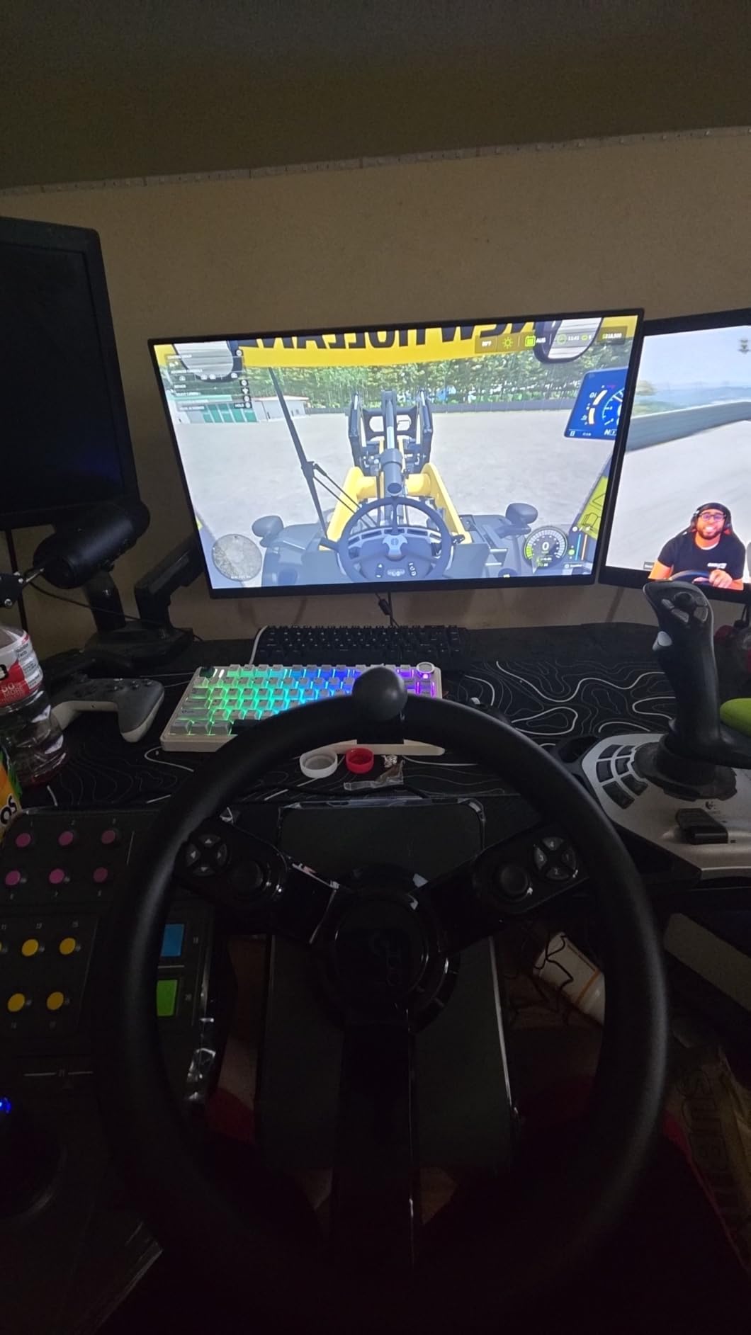 Logitech G Farm Simulator Heavy Equipment Bundle (2nd Generation), Steering Wheel Controller for Farm Simulation 2025 (and Previous Versions), Wheel, Pedals, Vehicle Side Panel Control Deck for PC customer photo 1