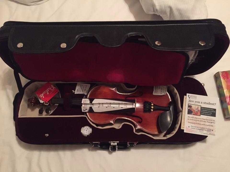 Louis Carpini G2 Violin Outfit 4/4 Full Size - Carrying Case and Accessories Included - Solid Maple Wood and Ebony Fittings By Kennedy Violins customer photo 2