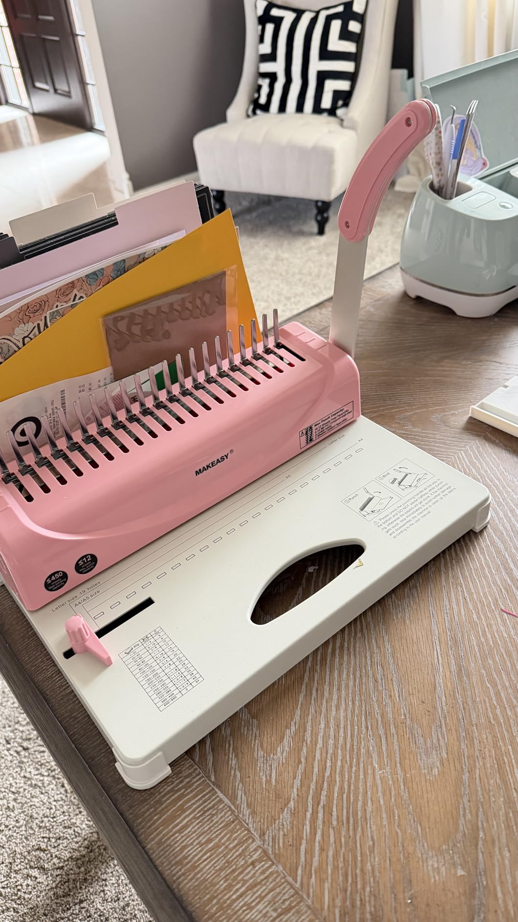 MAKEASY Binding Machine, 21-Hole, 450 Sheets, Comb Binding Machines with 1 Box Comb Bindings Spines, Comb Binder for Letter Size, A4, A5 Paper customer photo 2