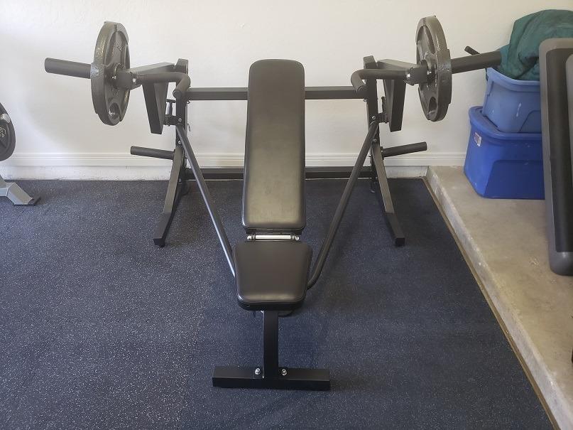 Titan Fitness Plate-Loaded Chest Press Machine with Adjustable FID Bench, 1000 LB Capacity, Converging Lever Arms for Bench Press, Chest & Back Home Gym Equipment customer photo 2