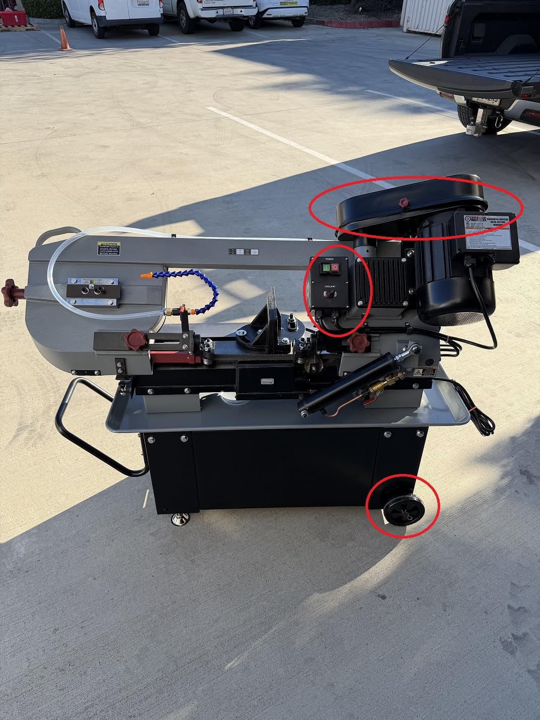 KAKA INDUSTRIAL Metal Horizontal Band Saw, 7 Inch x 12 Inch, 1.5HP Dual Voltage 115V/230V, 4-Speed, Hydraulic Feed (BS-712N) customer photo 1