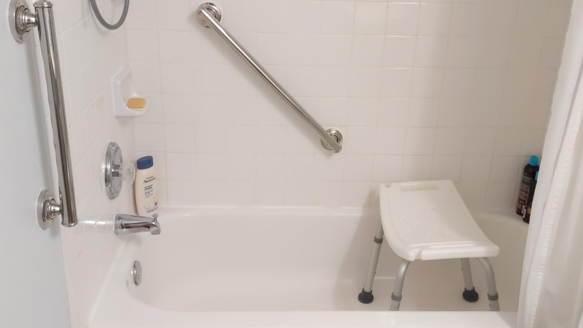 FSA/HSA Eligible, Vaunn Tool-Free Assembly Adjustable Shower Chair Spa Bathtub Seat Bench with Removable Back customer photo 2