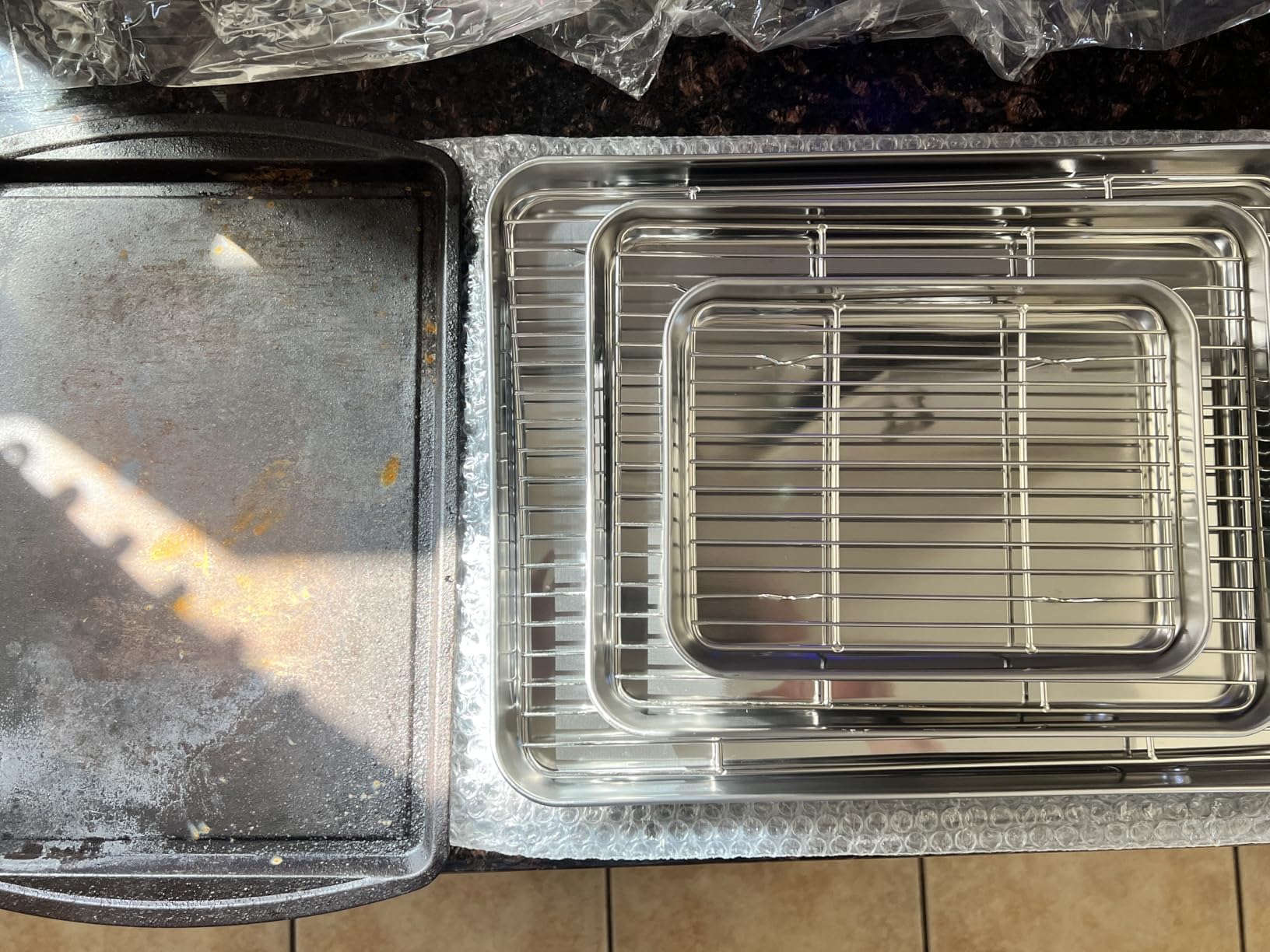 Wildone Baking Sheet with Rack Set (3 Pans + 3 Racks), Stainless Steel Baking Pan Cookie Sheet with Cooling Rack, Non Toxic & Heavy Duty & Easy Clean customer photo 2