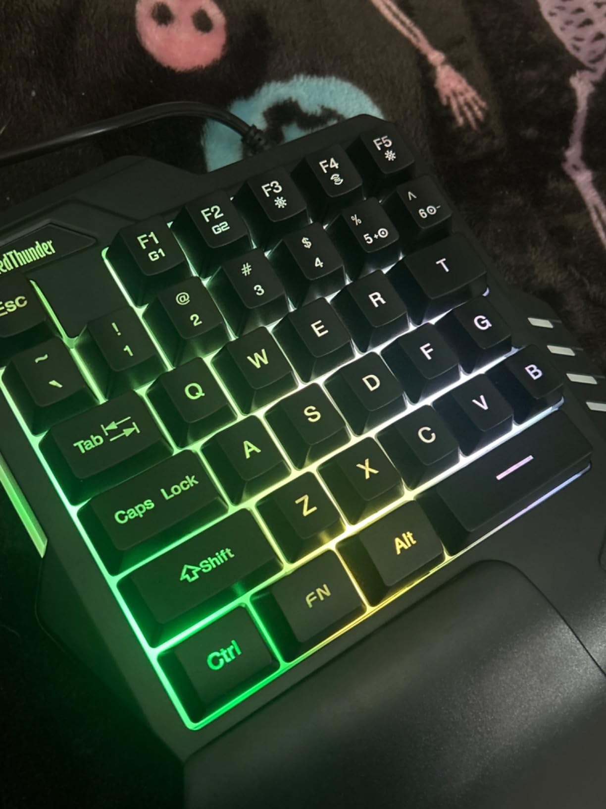 RedThunder One Handed Gaming Keyboard RGB Backlit 35 Keys Portable Mini Gaming Keypad Ergonomic Game Controller for PC Gamer customer photo 2