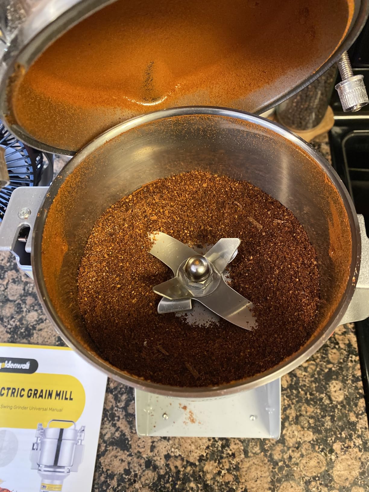 CGOLDENWALL 700g Electric Grain Grinder Mill Safety Upgraded 2400W High-speed Spice Herb Grinder Commercial Superfine Grinding Machine Dry Cereals Pulverizer CE 110V (700g Swing Type) customer photo 1