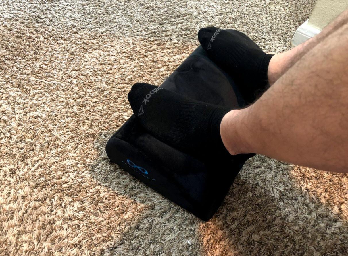 Everlasting Comfort Foot Rest for Under Desk at Work - Memory Foam Office Foot Stool & Under Desk Footrest Leg Elevation Pillow for Gaming & Home Office, Supports Posture customer photo 2