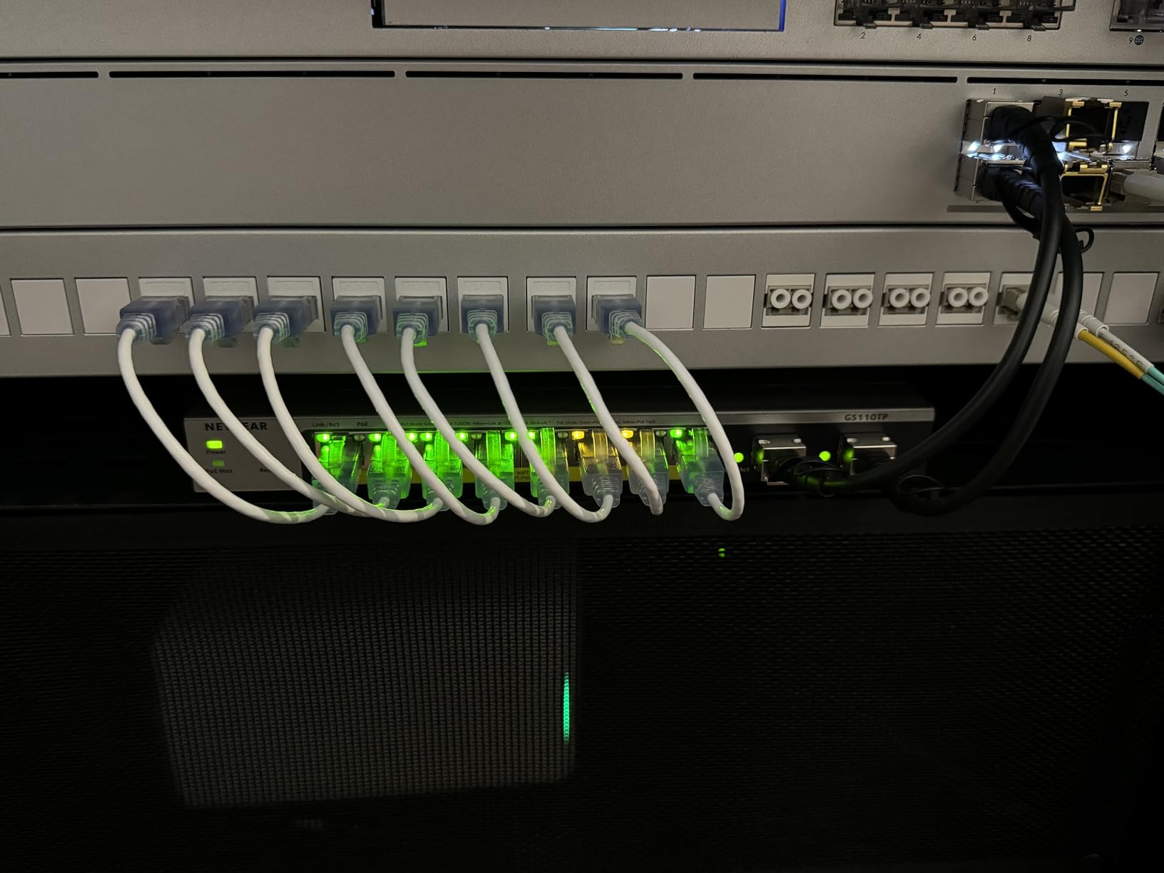 NETGEAR 10-Port PoE Gigabit Ethernet Smart Switch (GS110TP) - Managed, with 8 x PoE+ @ 55W, 2 x 1G SFP, Optional Insight Cloud Management, Desktop or Wall Mount, and Limited Lifetime Protection customer photo 1