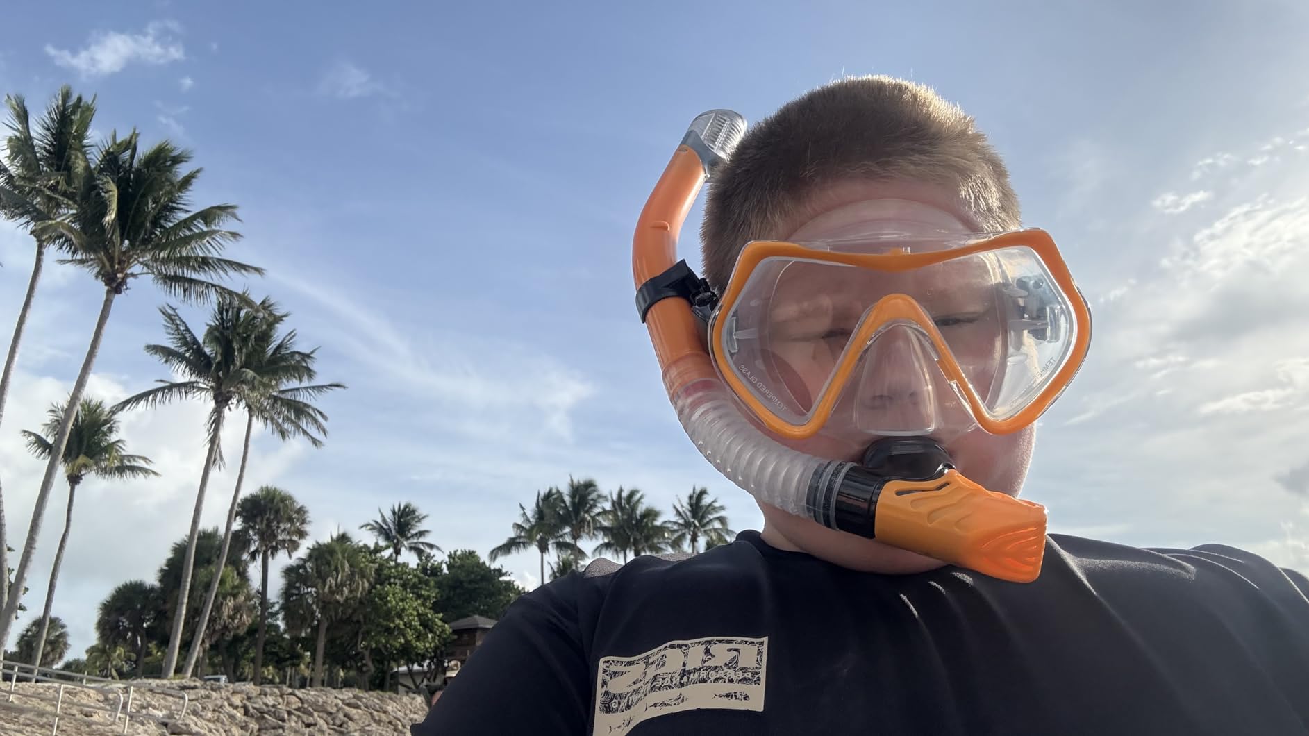 ZEEPORTE Mask Fin Snorkel Set, Travel Size Snorkeling Gear for Adults with Panoramic View Anti-Fog Mask, Trek Fins, Dry Top Snorkel and Gear Bag for Swimming Training, Snorkeling Kit Diving Packages customer photo 1