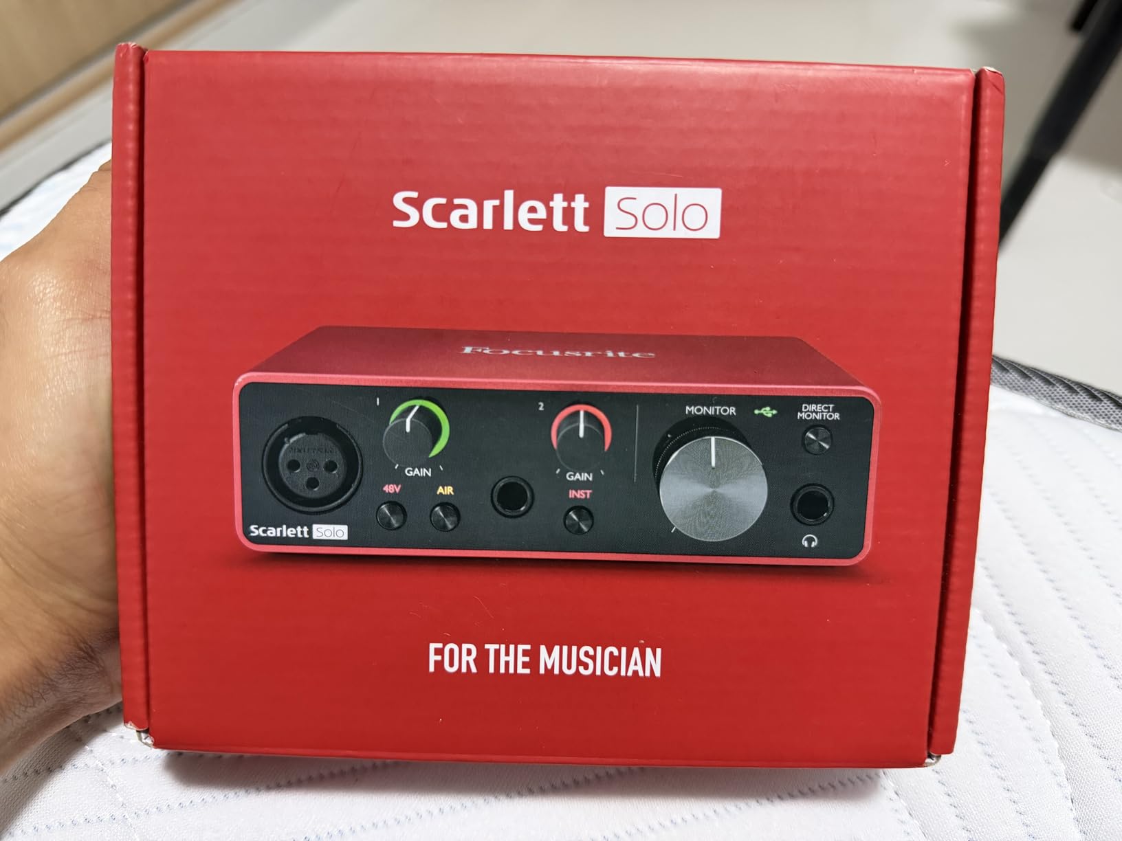 Focusrite Scarlett Solo 3rd Gen USB Audio Interface for Guitarists, Vocalists, Podcasters or Producers customer photo 1