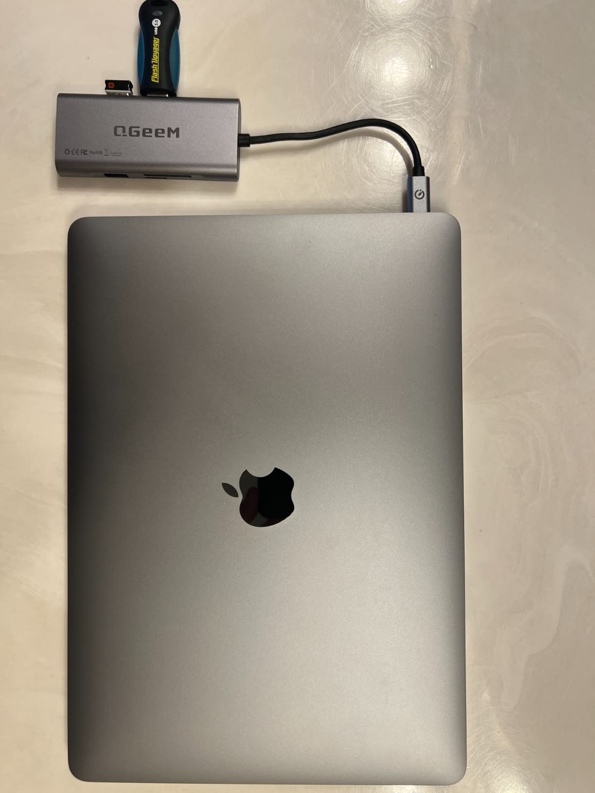 QGeeM USB C Hub, USB 4k to HDMI Adapter, 7 in 1 USB-C Dongle with 100W PD, USB 3.0, Card Reader customer photo 2