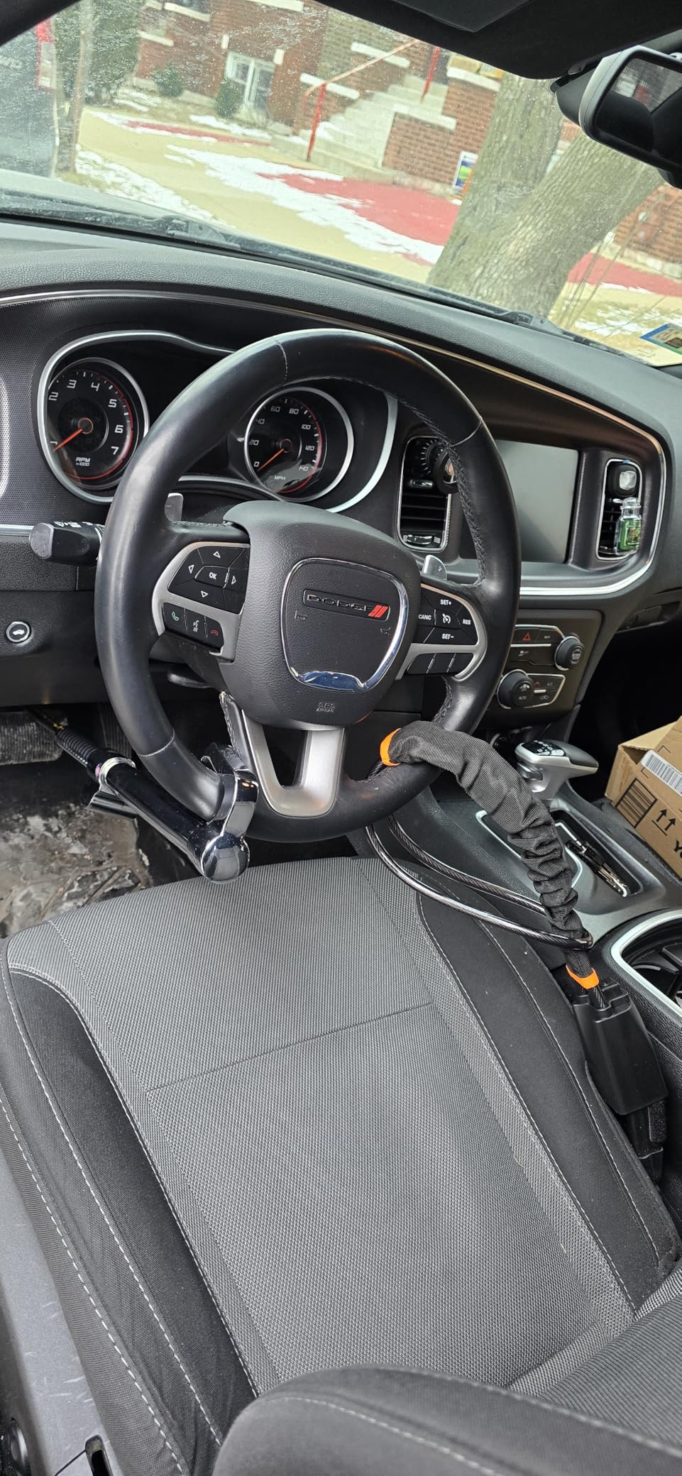 Tevlaphee Universal Steering Wheel Brake Lock Anti-Theft Retractable Double Hook Car Clutch Pedal Lock for Car Truck SUV Van Security with 3 Keys customer photo 2