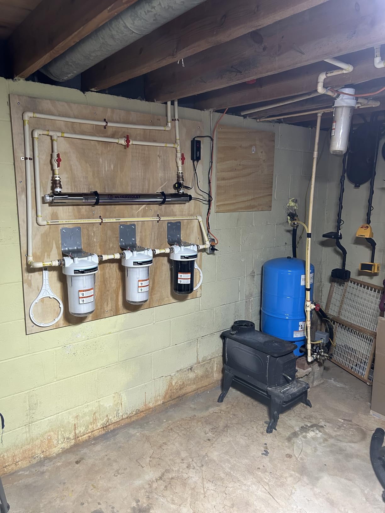 AO Smith Whole House Salt Free Descaler System - Works with City & Well Water Filters - 6yr, 600,000 Gl - Water Softener Alternative for Home - AO-WH-DSCLR customer photo 1