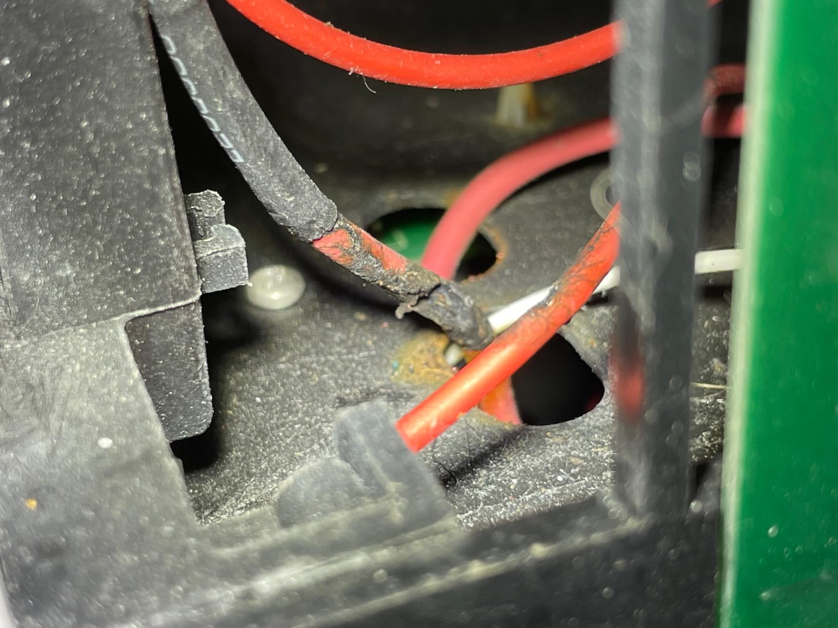 Ivation 5-in-1 HEPA Air Purifier & Ozone Generator W/Digital Display Timer and Remote, Ionizer & Deodorizer 3,700 Sq/Ft - HEPA, Carbon and Photocatalytic Filters, UV Light and Negative Ion Generator customer photo 2