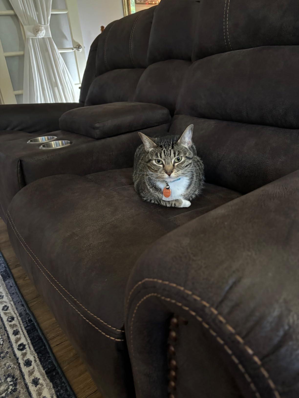 Office Depot Cleaning Duster, 10 Oz Compressed Canned Air for Electronics, Keyboard Cleaner for Computer, Laptop, PC, Printer, Office Equipment, Moisture-Free, Pack of 6 customer photo 1