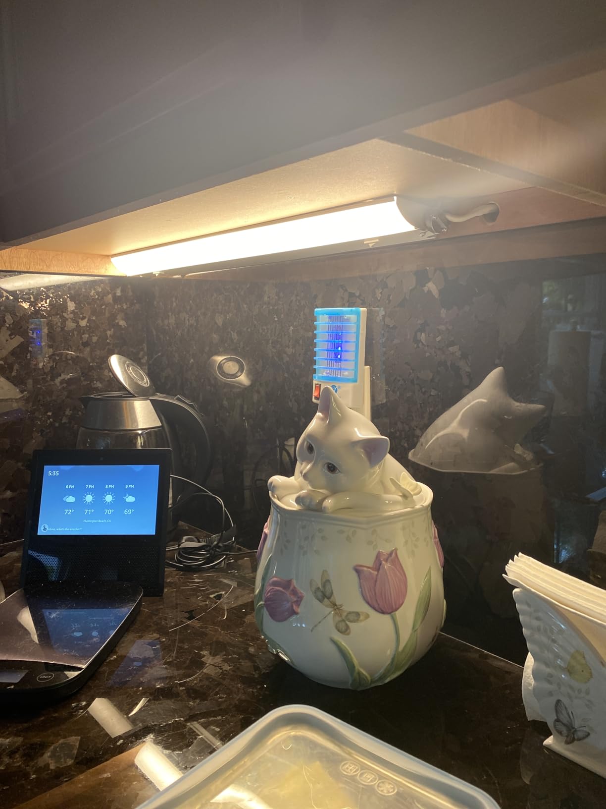 UltraPro 24 inch Hardwired Under Cabinet Lights, 3 Color Settings - 2700K/4000K/5000K - Warm White, Cool White, and Daylight, Under Cabinet Lighting, Dimmable Under Counter Lights for Kitchen, 45368 customer photo 2