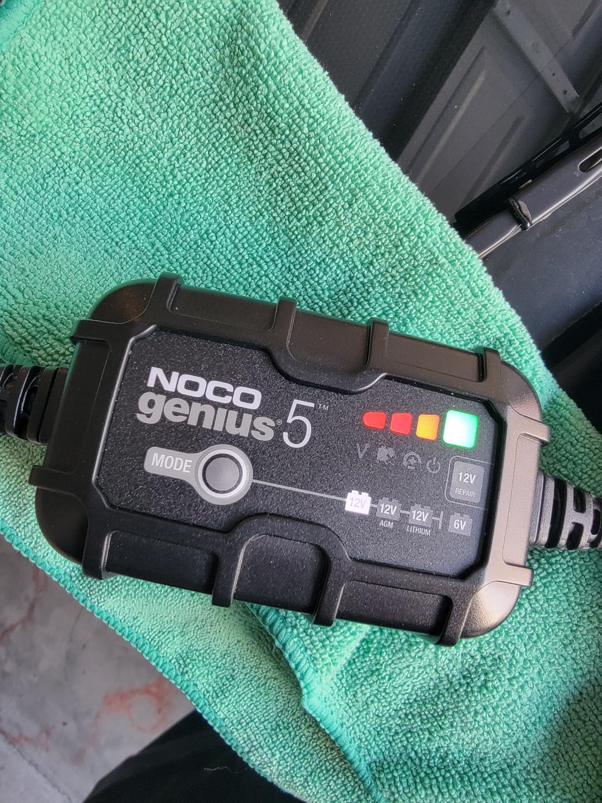 NOCO GENIUS5: 5A 6V/12V Smart Battery Charger - Automatic Maintainer, Trickle Charger & Desulfator with Overcharge Protection & Temperature Compensation - for Lead-Acid & Lithium Batteries customer photo 2