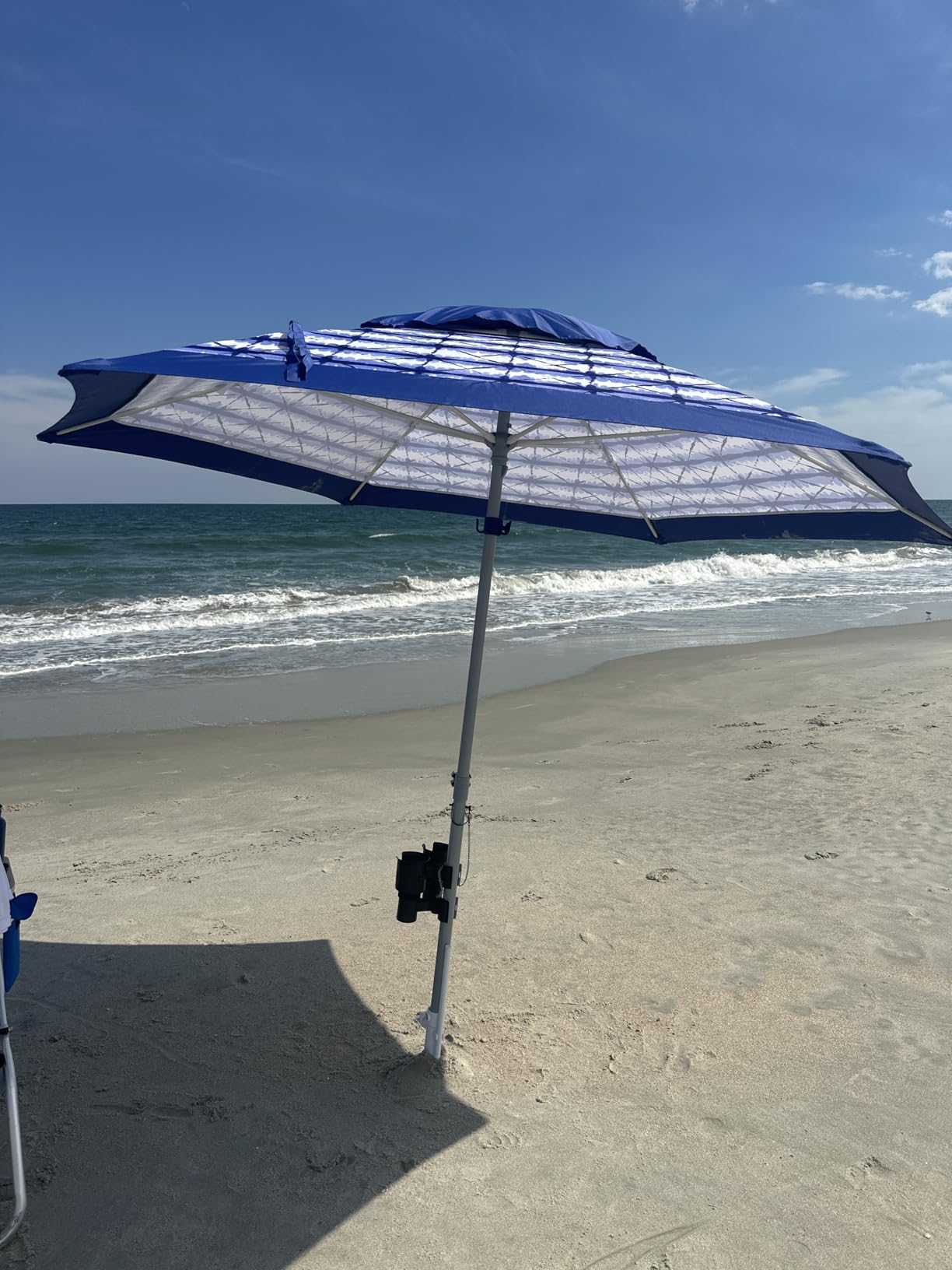 AMMSUN 8ft Large Beach Umbrellas for Sand Heavy Huty Wind Portable Commercial Grade Patio Beach Umbrella with Sand Anchor Adjustable Height Air Vent UPF 50+ Telescoping Pole without tilt Dark Blue customer photo 1