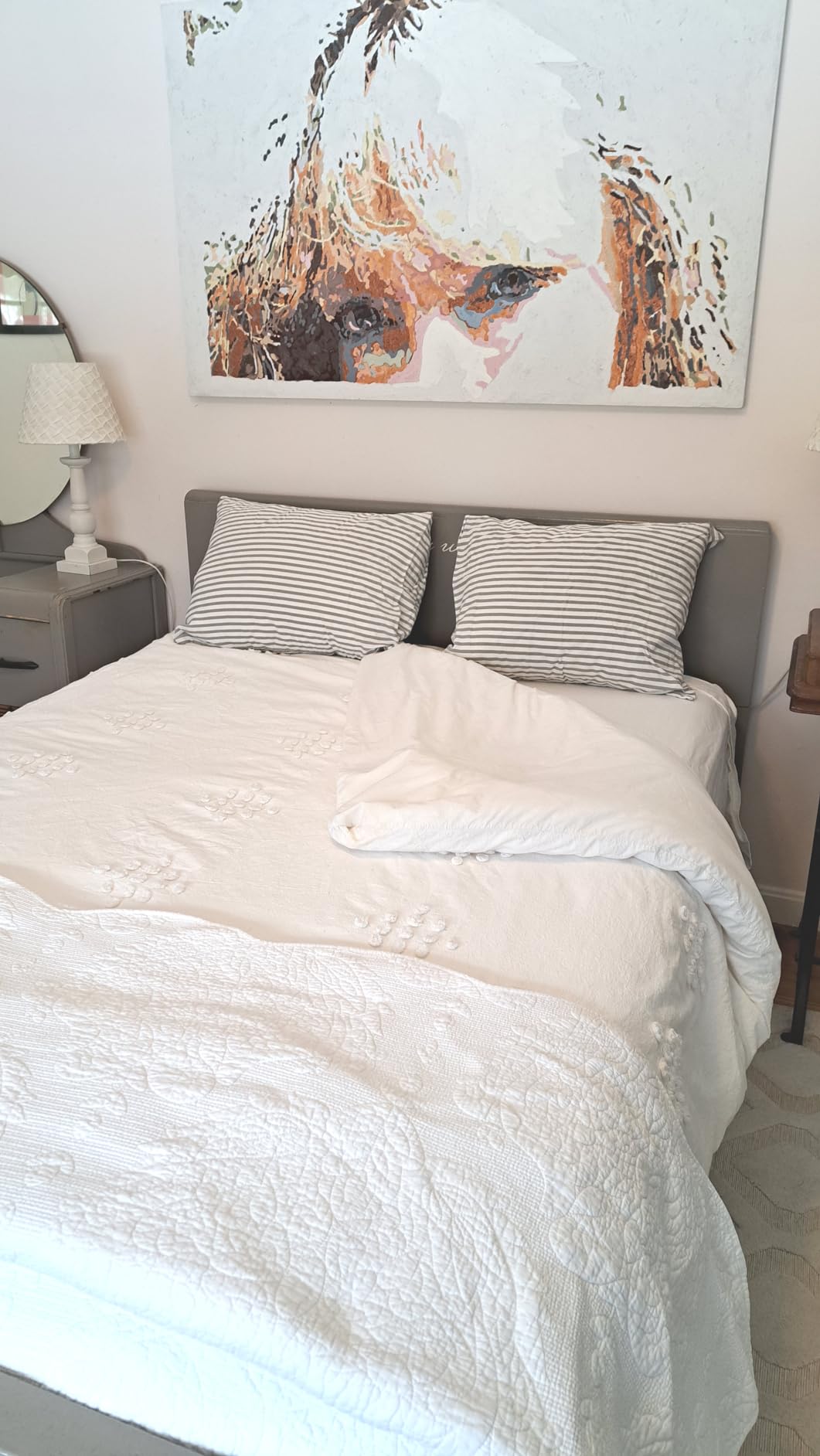 Bedsure Comforter Duvet Insert - Quilted Comforters Queen Size, All Season Duvet, GentleSoft Down Alternative Bedding, with 8 Tabs, Gifts for Women/Men, White, Queen 88 x 88 Inches customer photo 1