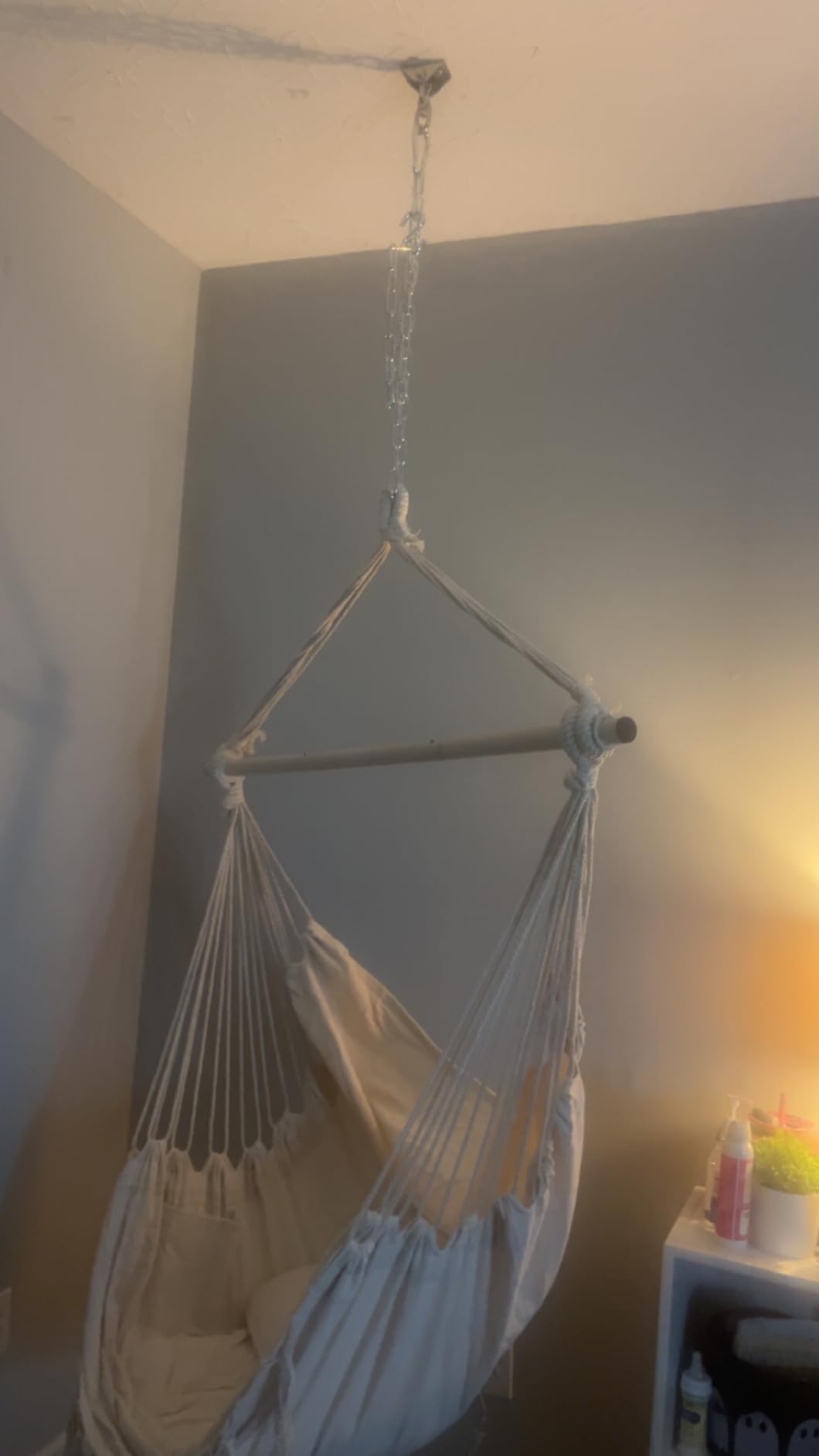 Y- STOP Hammock Chair Hanging Rope Swing, Max 500 Lbs, 2 Cushions Included, Large Macrame Hanging Chair with Pocket, Cotton Weave for Superior Comfort, Durability (Dark Grey) customer photo 1