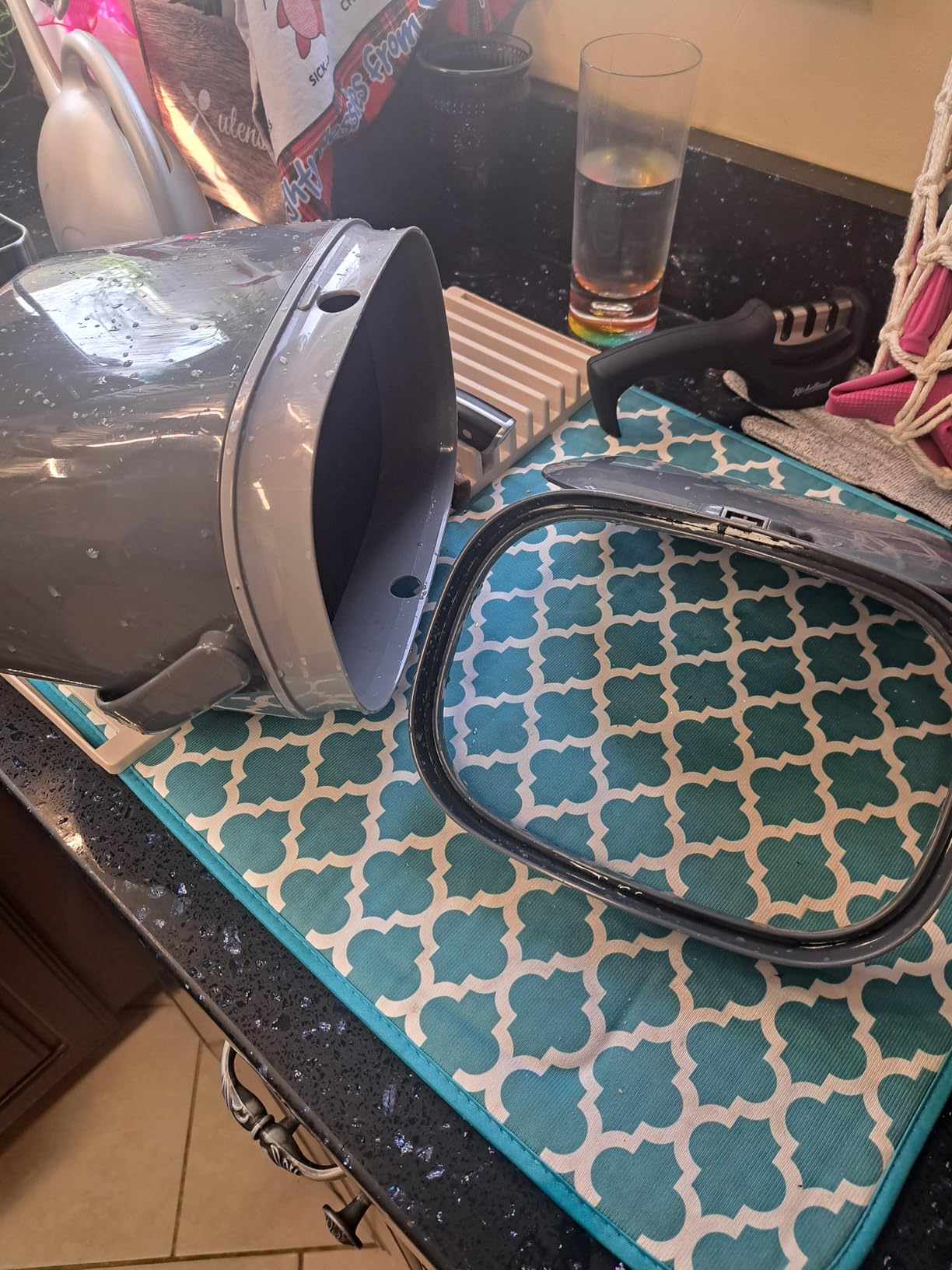 OXO Good Grips EASY-CLEAN COMPOST BIN - CHARCOAL - 1.75 GAL/6.62 L customer photo 1