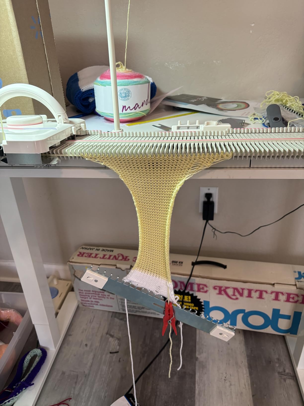 Knitting Machine, LK150 6.5mm Mid Gauge 150 Stitches Portable Plastic Domestic Smart Weaving Set with Accessories for Sock Hat Scarf, Hand Sweater Knitting Machine Kit for Kids customer photo 1