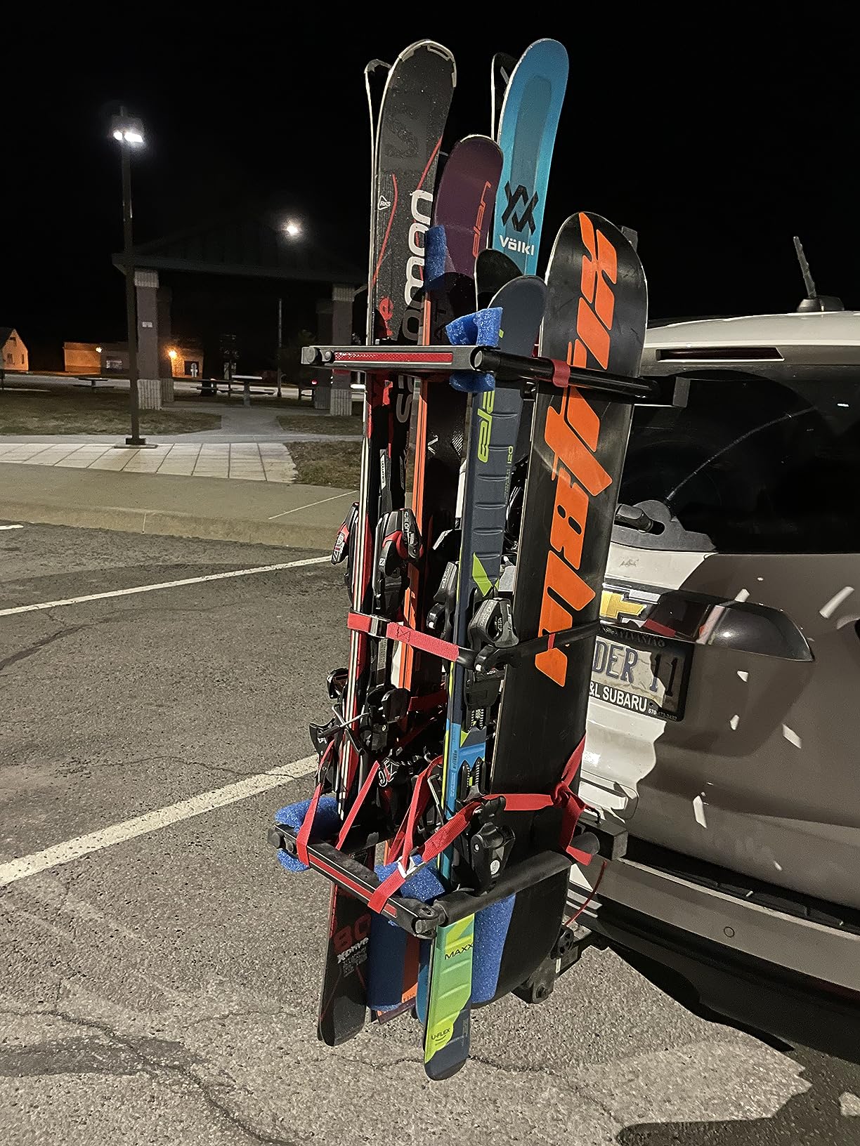 Tyger Auto TG-RK1B707B Folding Hitch-Mounted Ski/Snowboard Rack - 6 Pair Skis/4 Snowboards customer photo 2
