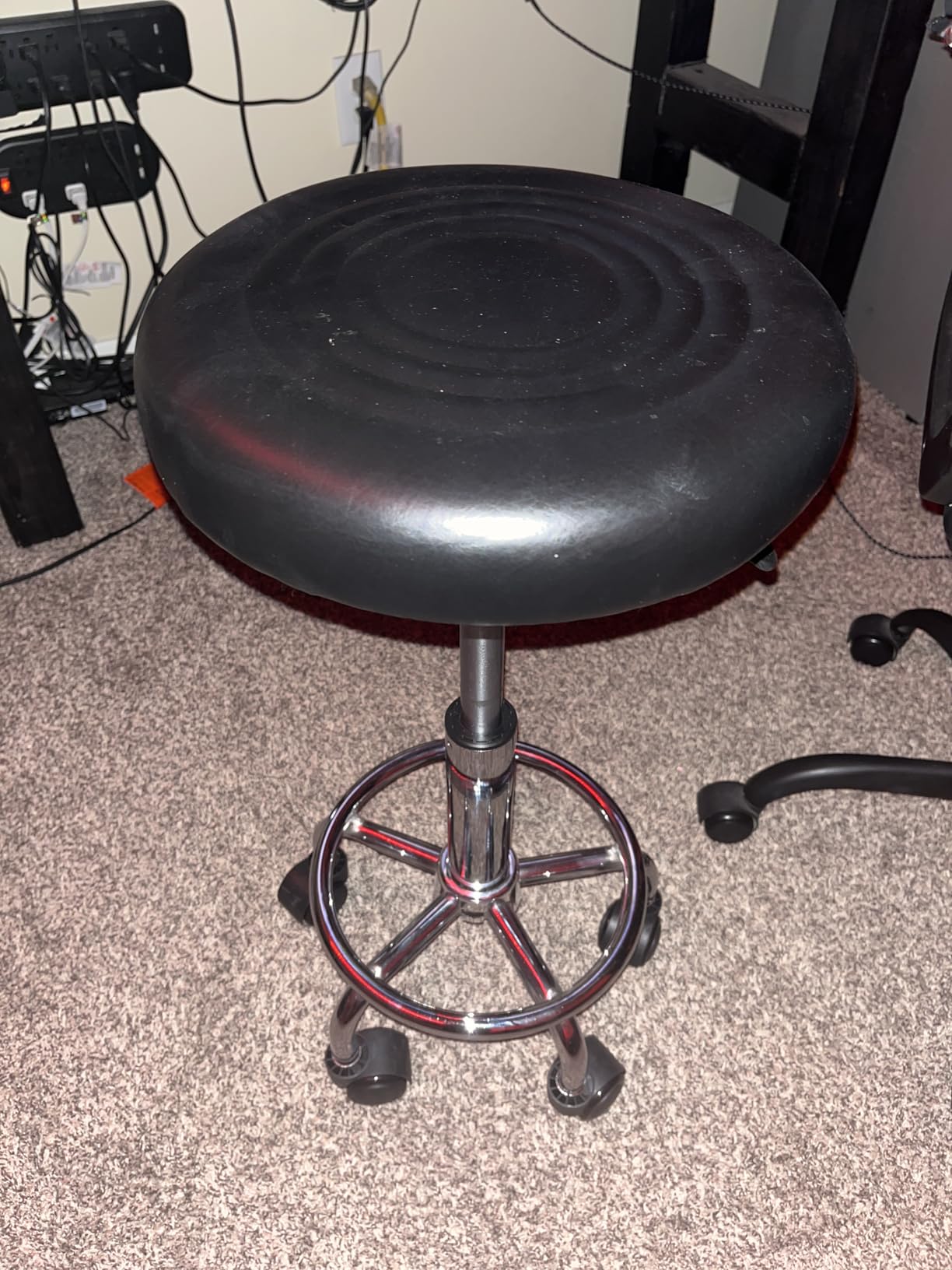 KKTONER PU Leather Modern Round Rolling Stool with Footrest Height Adjustable Spa Drafting Salon Tattoo Work Massage Stools Task Chair Small (Black) customer photo 1