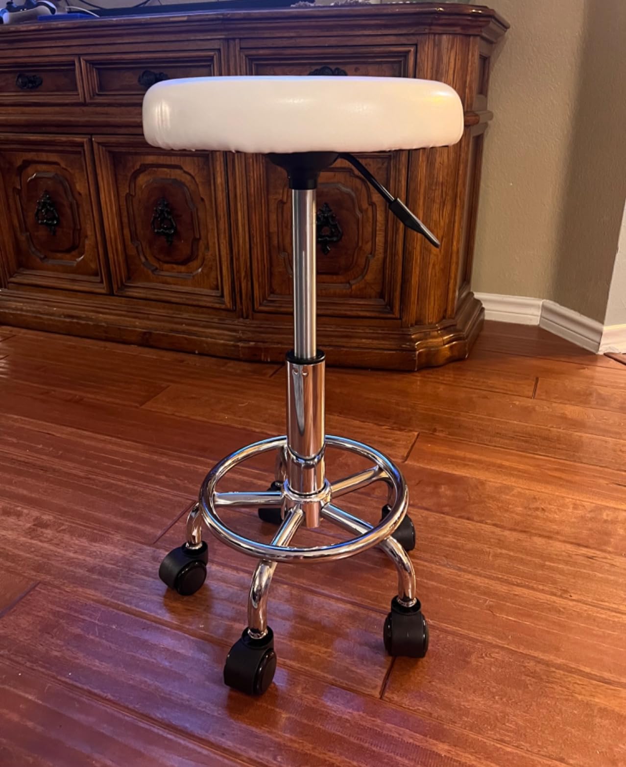 KKTONER PU Leather Modern Round Rolling Stool with Footrest Height Adjustable Spa Drafting Salon Tattoo Work Massage Stools Task Chair Small (Black) customer photo 2