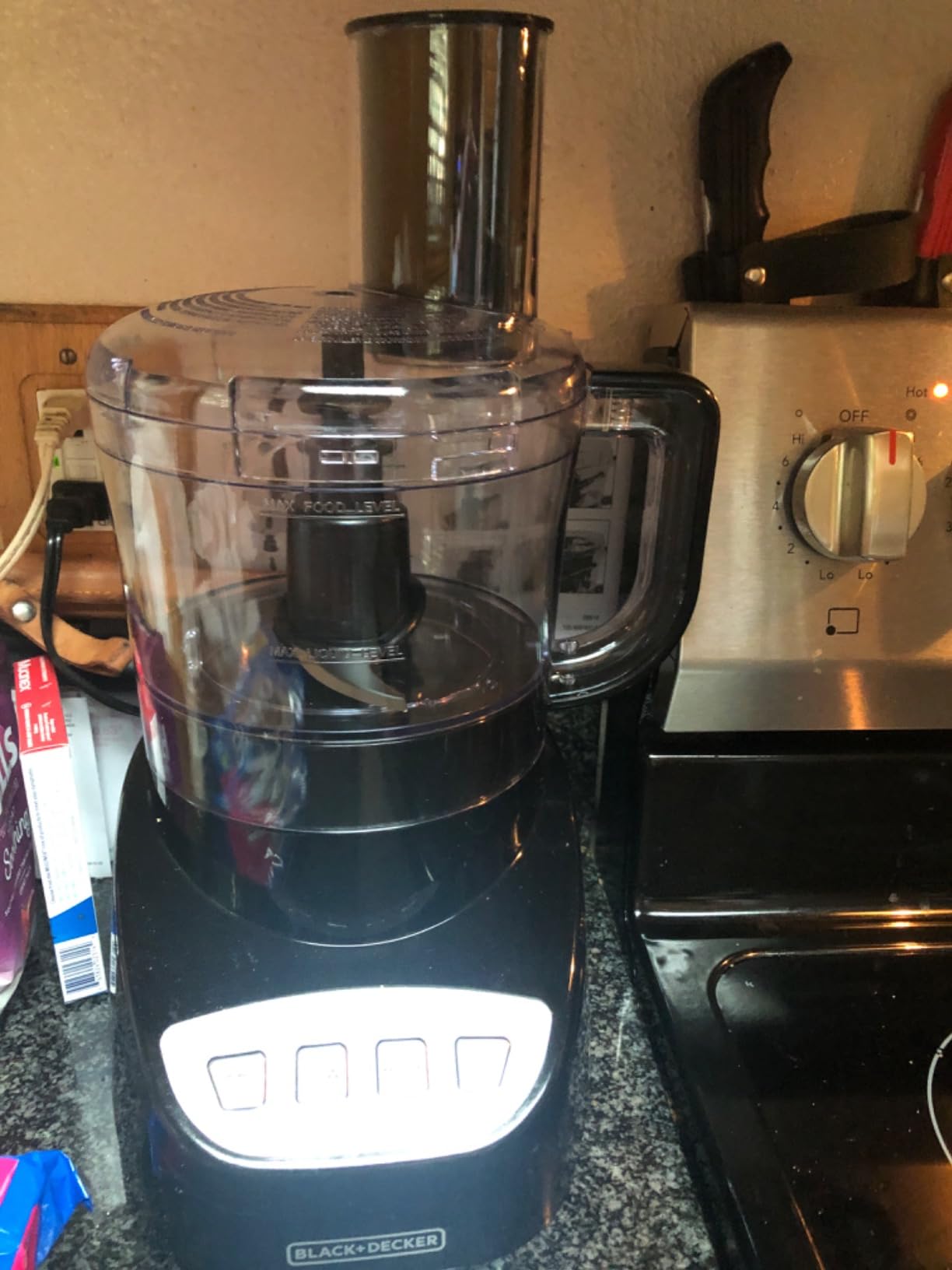 BLACK+DECKER 8-Cup Food Processor, Easy Assembly, Stainless Steel S-Blade, Shred, Slice, Chop, Puree, 450W Motor customer photo 2