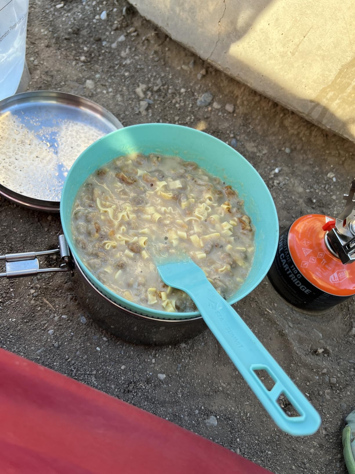 Mountain House Emergency Meal Assortment Kits, Freeze-Dried Survival Food Kit for Disaster Preparedness & Long-Term Storage, 30-Year Shelf Life customer photo 1