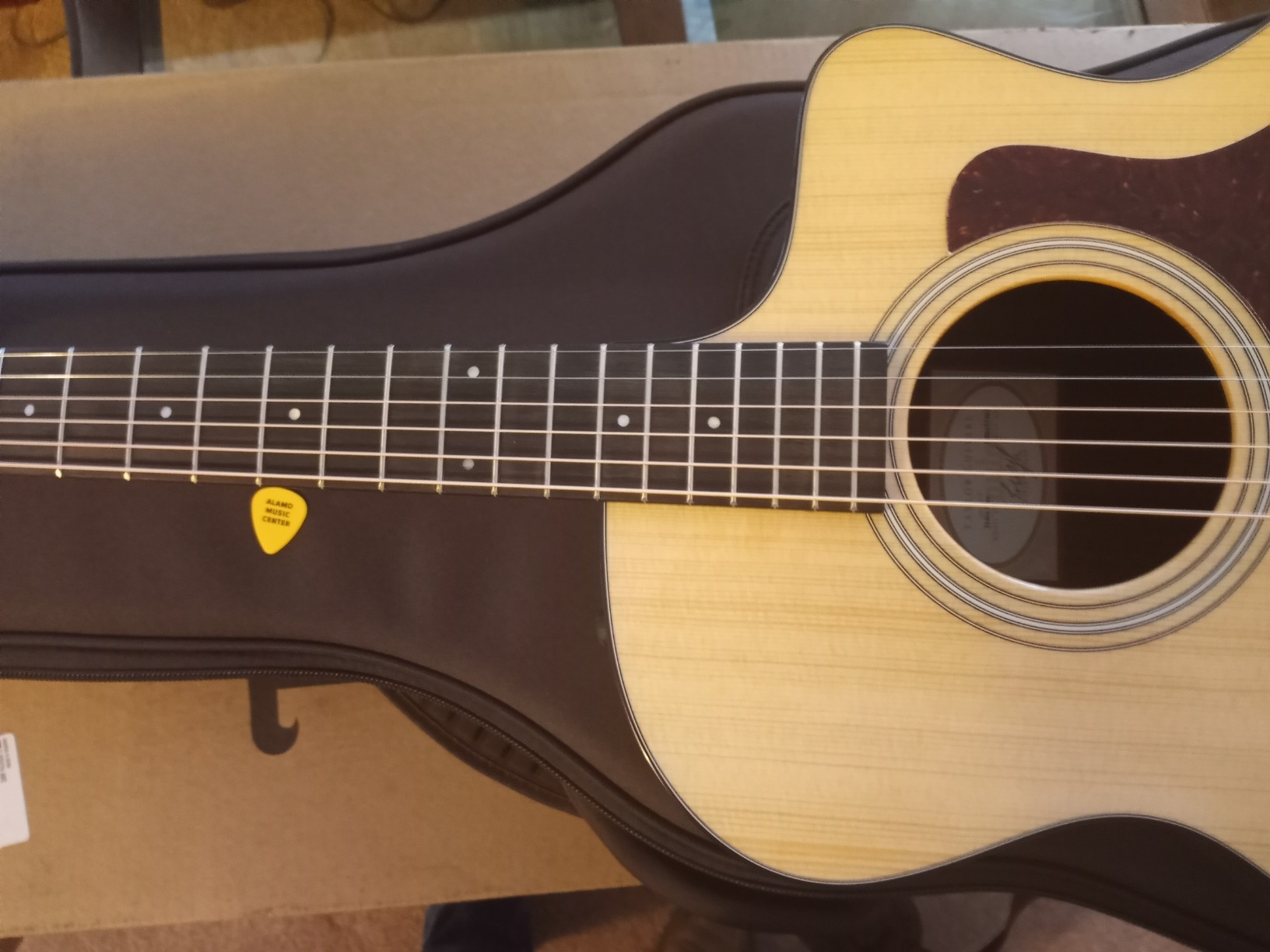 Taylor 214ce Plus Acoustic-electric Guitar - Natural customer photo 1