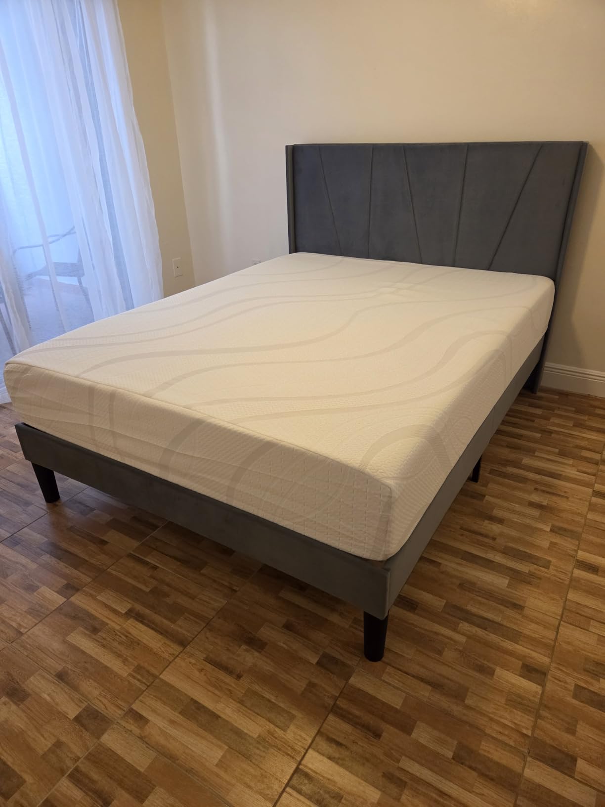 Best Choice Products 12 Inch, Green Tea Charcoal Cooling Gel Memory Foam Mattress, Fiberglass Free, 2-Layer, Breathable - Queen, Medium Firm customer photo 2