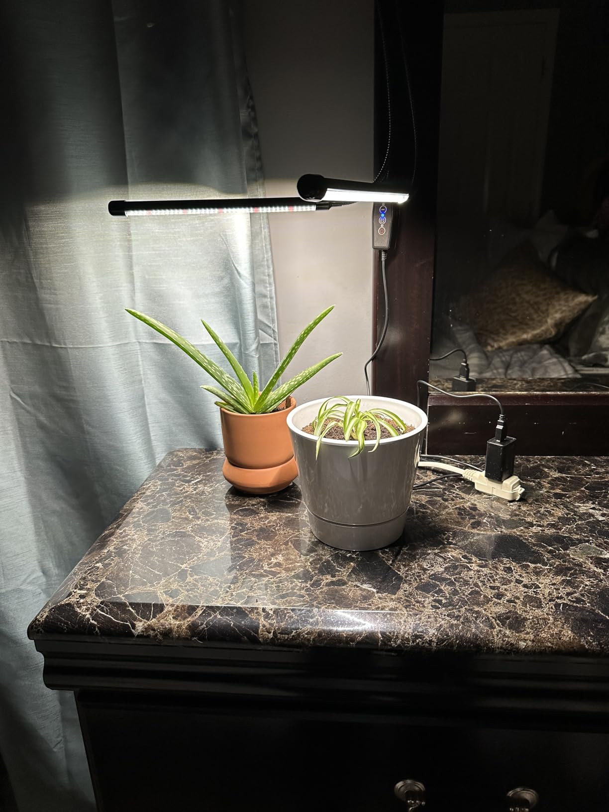 GooingTop LED Grow Light, 6000K Full Spectrum Clip Plant Growing Lamp with White Red LEDs for Indoor Plants, 5-Level Dimmable, Auto On Off Timing 4 8 12Hrs customer photo 1
