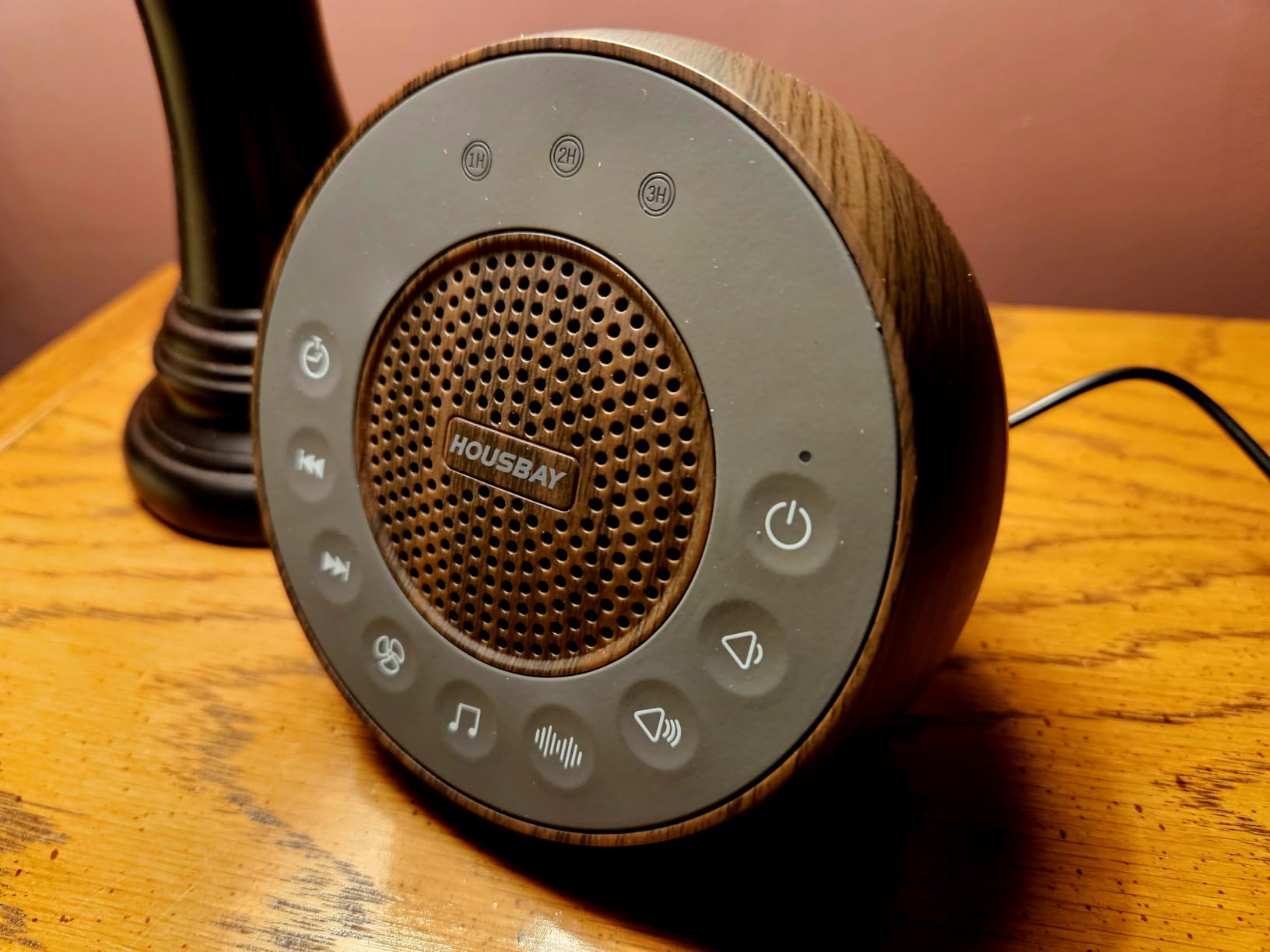 Housbay White Noise Machine with 31 Soothing Sounds, 5W Loud Stereo Sound, Auto-Off Timer, Adjustable Volume, Sleep Sound Machine for Baby, Kid, Adult -Wood Grain customer photo 2