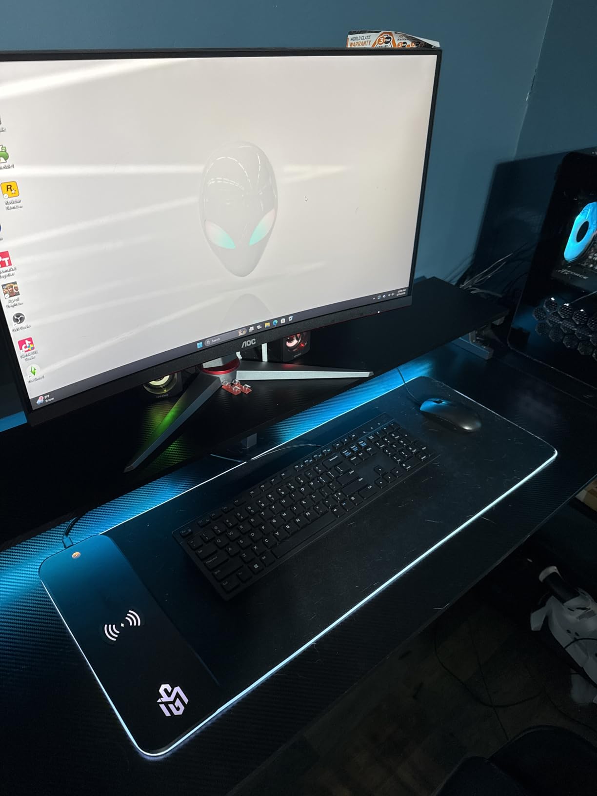 GIM Wireless Charging RGB Gaming Mouse Pad 15W, LED Mouse Mat 800x300x4MM, 10 Light Modes Extra Large Mousepad Non-Slip Rubber Base Computer Keyboard Mat for Gaming, MacBook, PC, Laptop, Desk customer photo 1