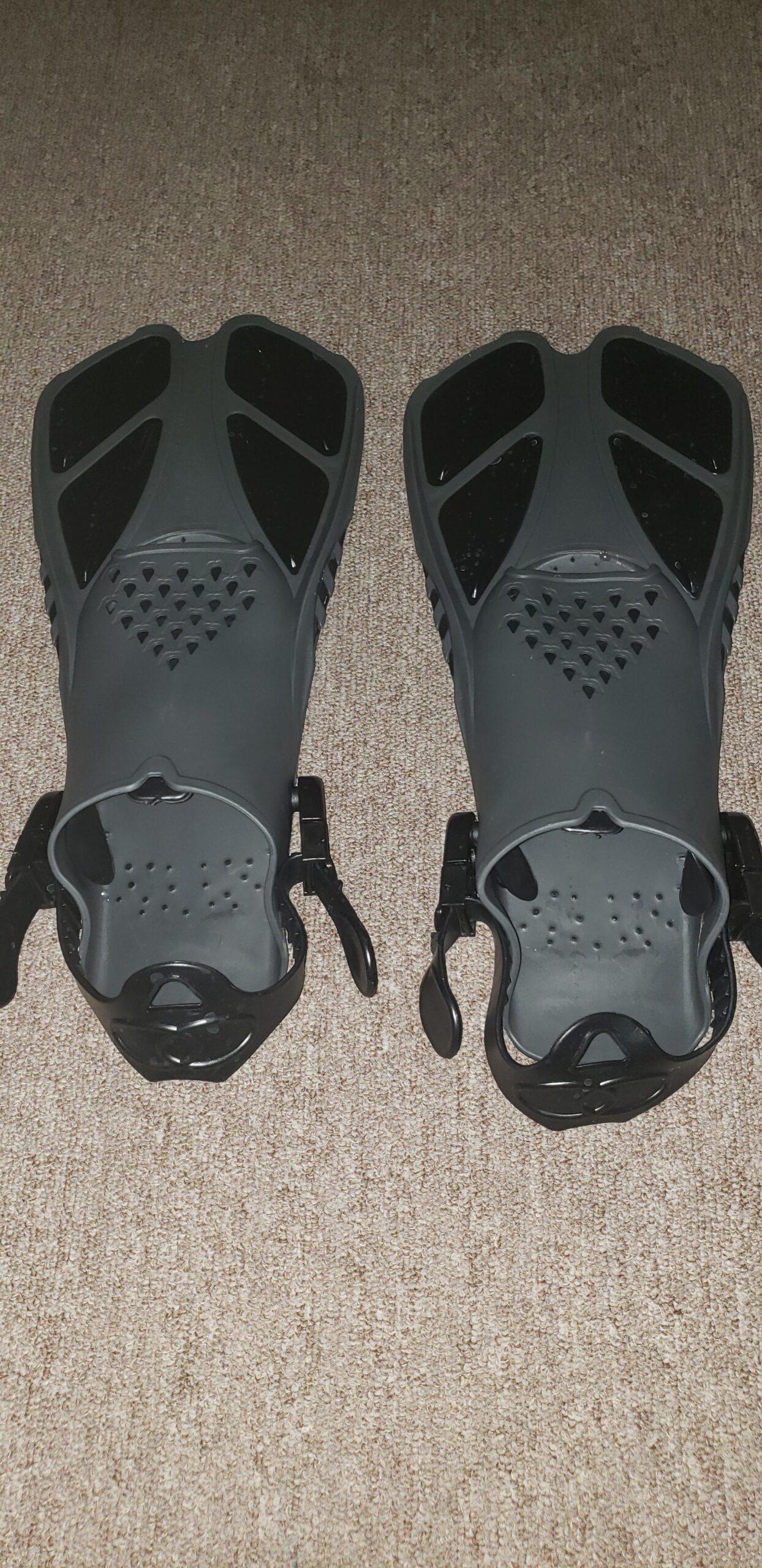 Zenoplige Mask Fins Snorkel Set, Snorkeling Gear for Adults, Panoramic View Snorkel Mask Anti-Fog, Adjustable Dive Flippers, Dry Top Snorkel and Travel Bag, Scuba Gear for Swimming Snorkeling Diving customer photo 2