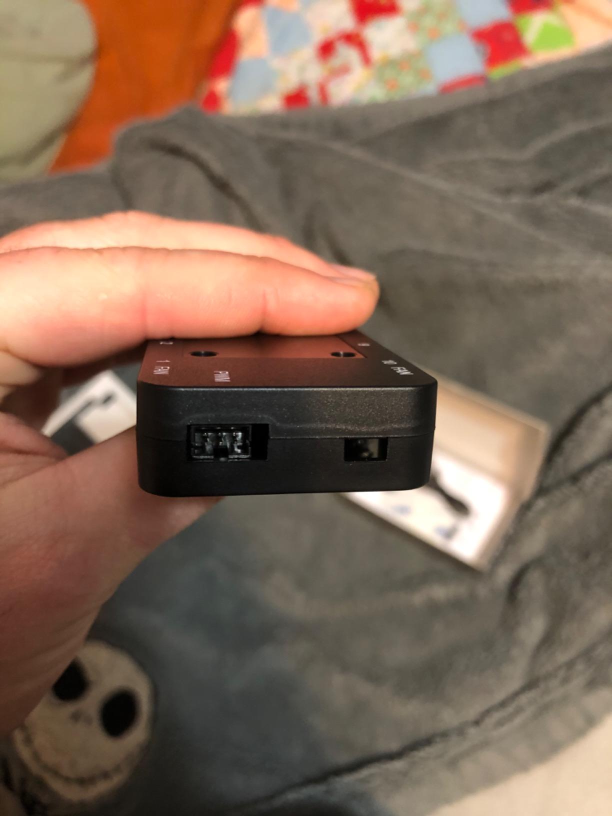 EZDIY-FAB PWM Fan Hub Controller/Splitter for 4-Pin & 3-Pin PC Cooling Fans, SATA Power, Only Use One MB Header customer photo 1