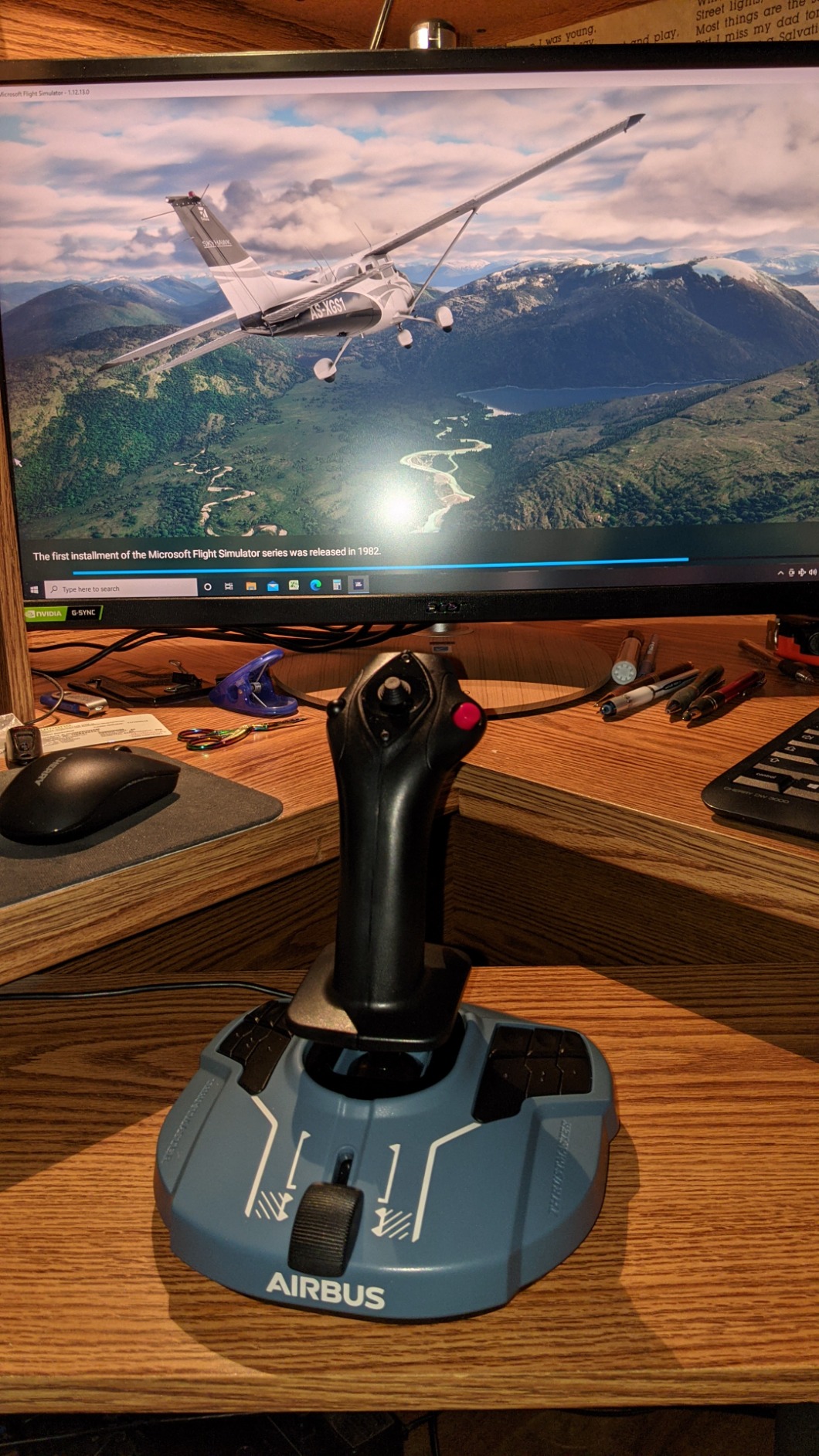 Thrustmaster TCA Sidestick Airbus Edition (Compatible with PC) customer photo 1