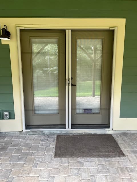 LARSON Brisa White Retractable Screen Door 80