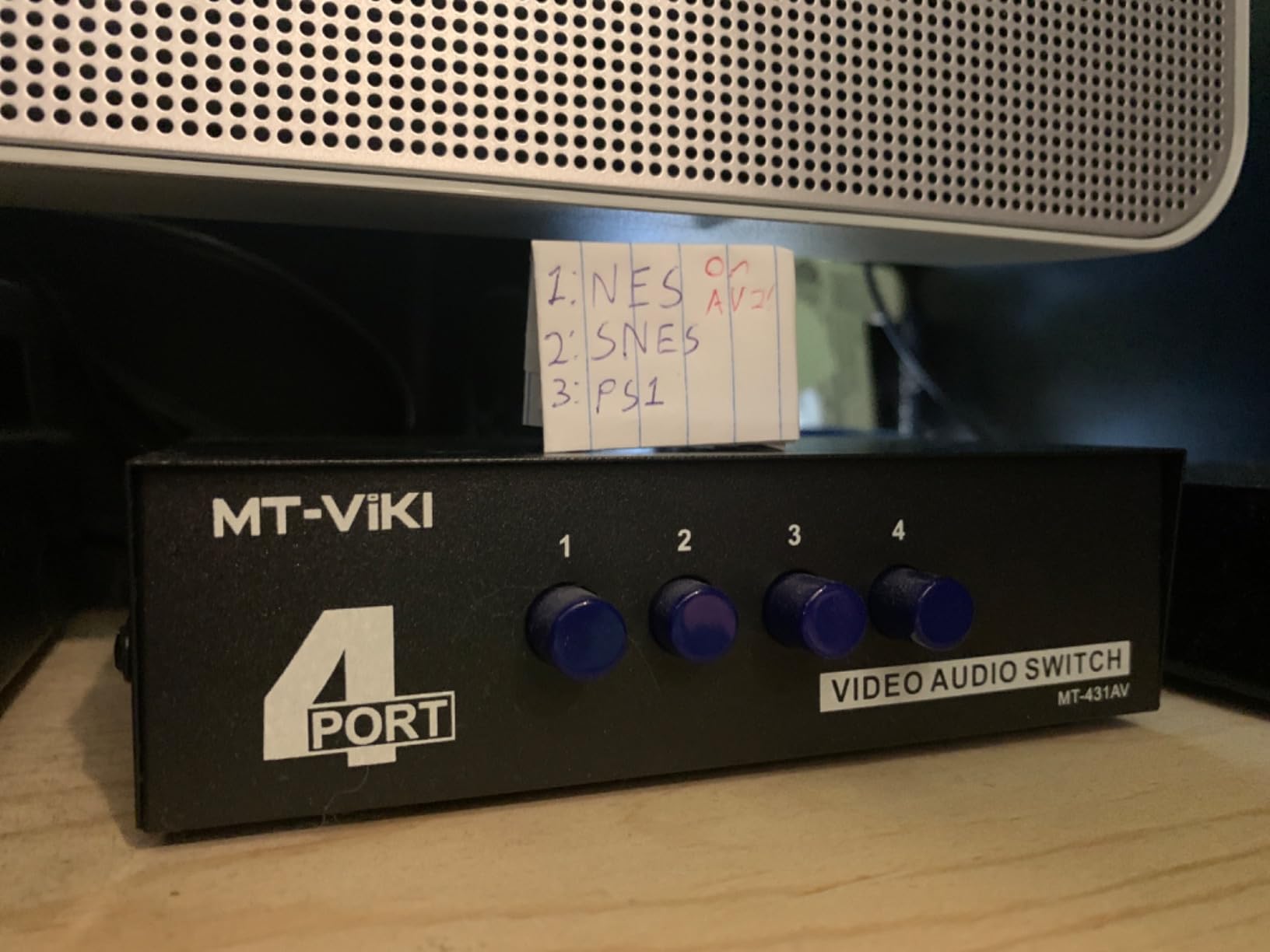 MT-ViKI 4 Way AV RCA Switch, 4 in 1 Out Composite Video L/R Audio Switcher Selector Box for DVD Player, SNES, N64, PS2/3 Game Consoles customer photo 2
