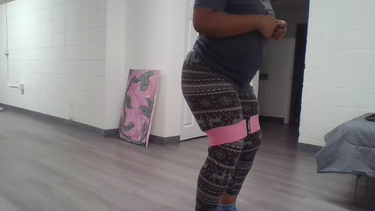 Resistance Bands for Working Out with Workout Bands Guide. 4 Booty Bands for Women Men Fabric Elastic Bands for Exercise Bands Resistance Bands for Legs Bands for Working Out Hip Thigh Glute Bands Set customer photo 1