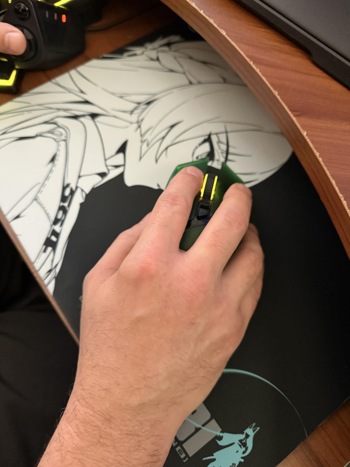 Razer Gigantus V2 Cloth Gaming Mouse Pad (XXL): Thick, High-Density Foam - Non-Slip Base - Classic Black customer photo 2