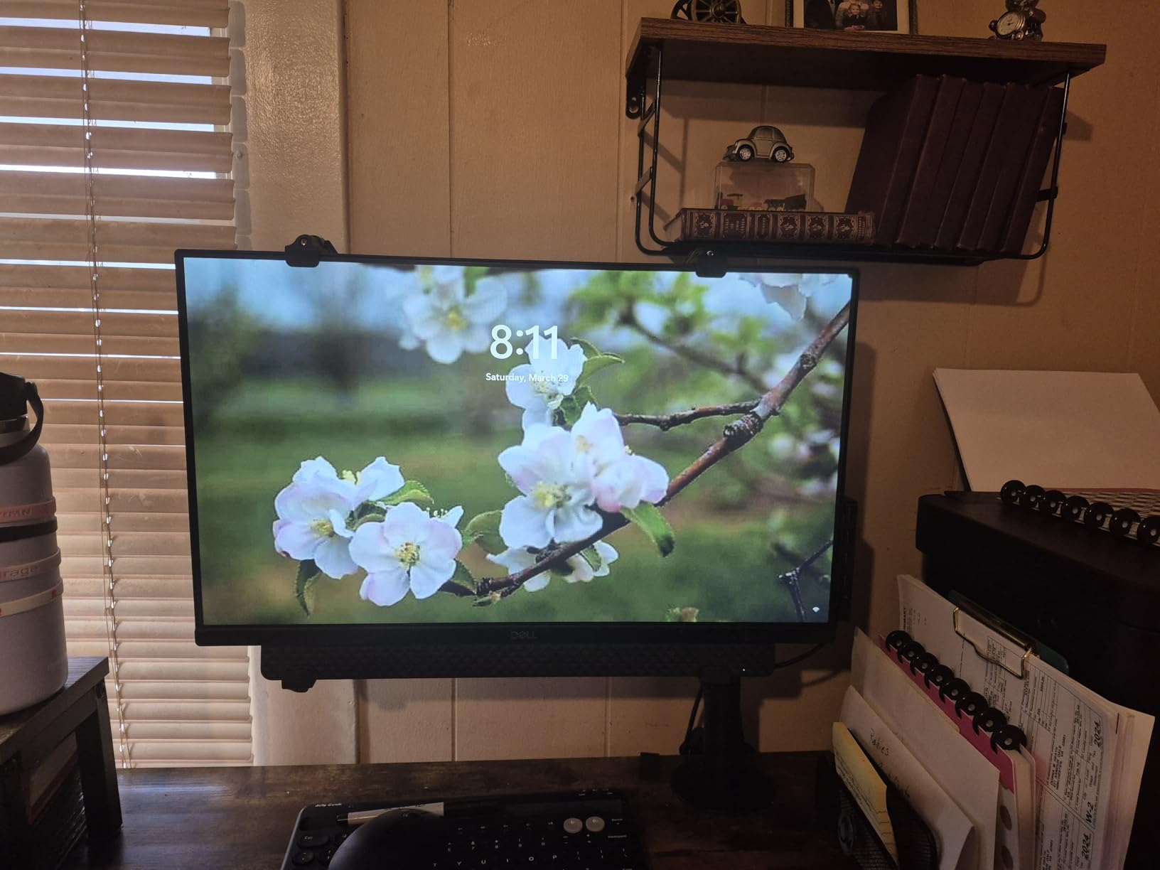 HUANUO Universal VESA Mount Adapter Kit, Non-VESA Adapter for 17 to 27 Inch Monitor Screens to 75x75 VESA Mount customer photo 1