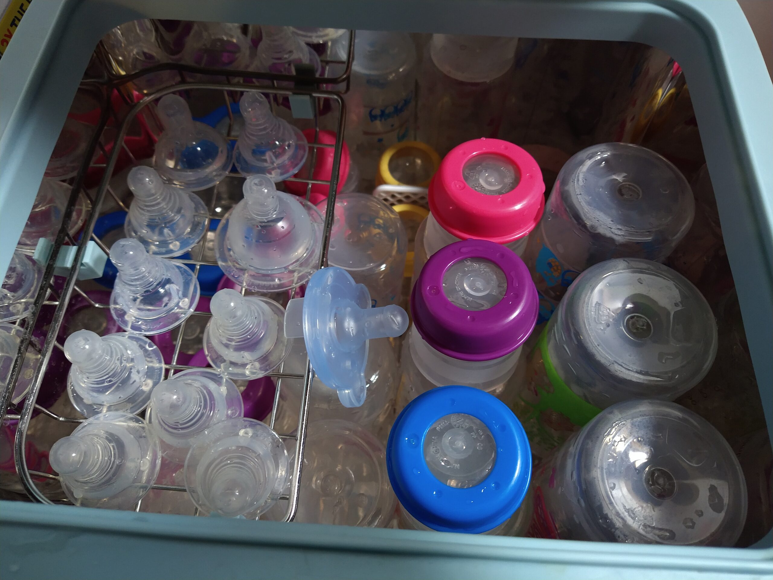 Papablic 4-in-1 UV Light Sanitizer and Dryer, Large Capacity UV-C Cleaner Sanitizing Box with Dual Lamps, for Baby & Whole Family Use, Touch Control customer photo 1