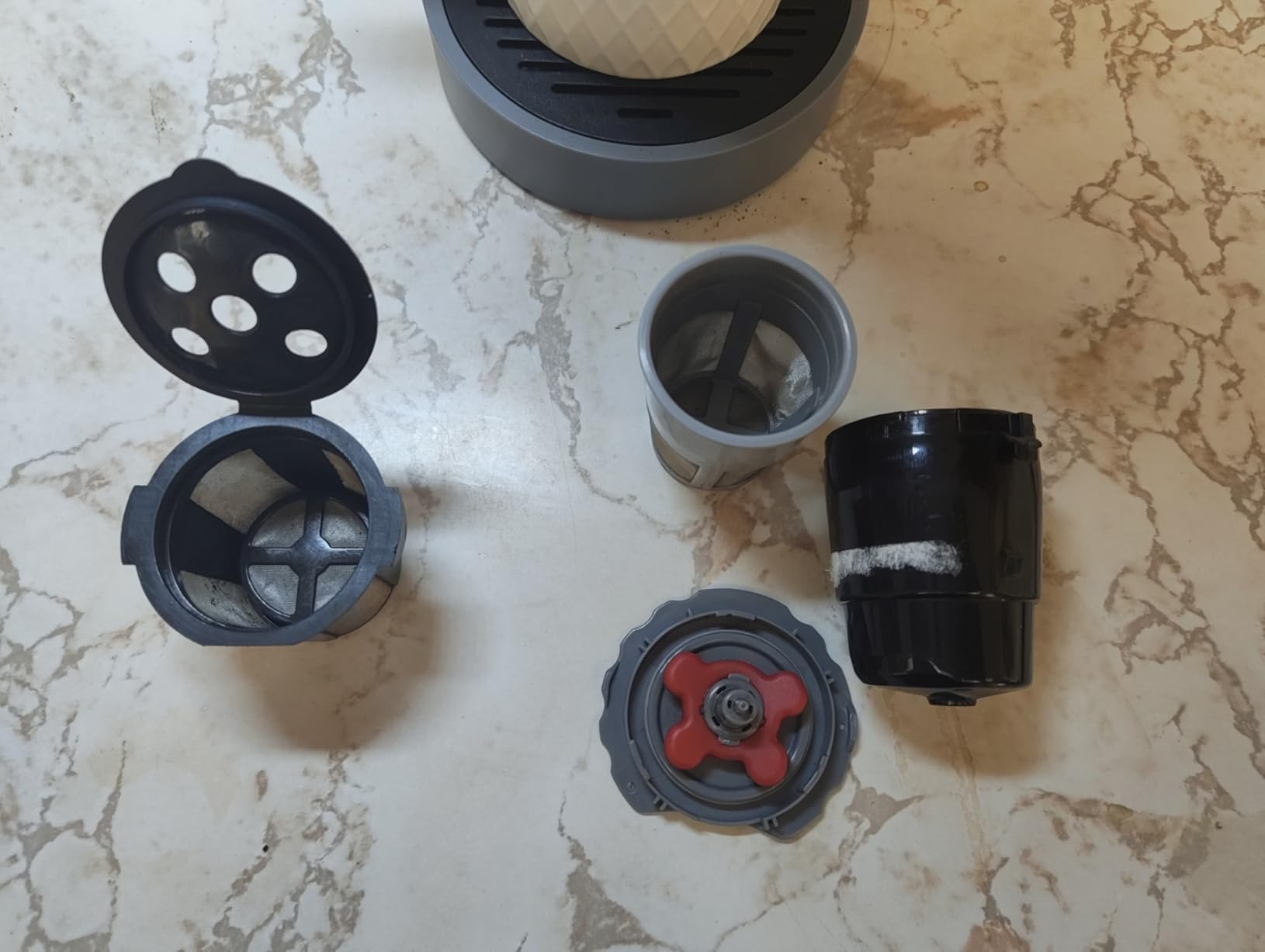 K-Supreme Single Serve K-Cup Pod Coffee Maker, MultiStream Technology, 4 Brew Sizes, 66oz Dual-Position Removable Reservoir, Gray customer photo 2