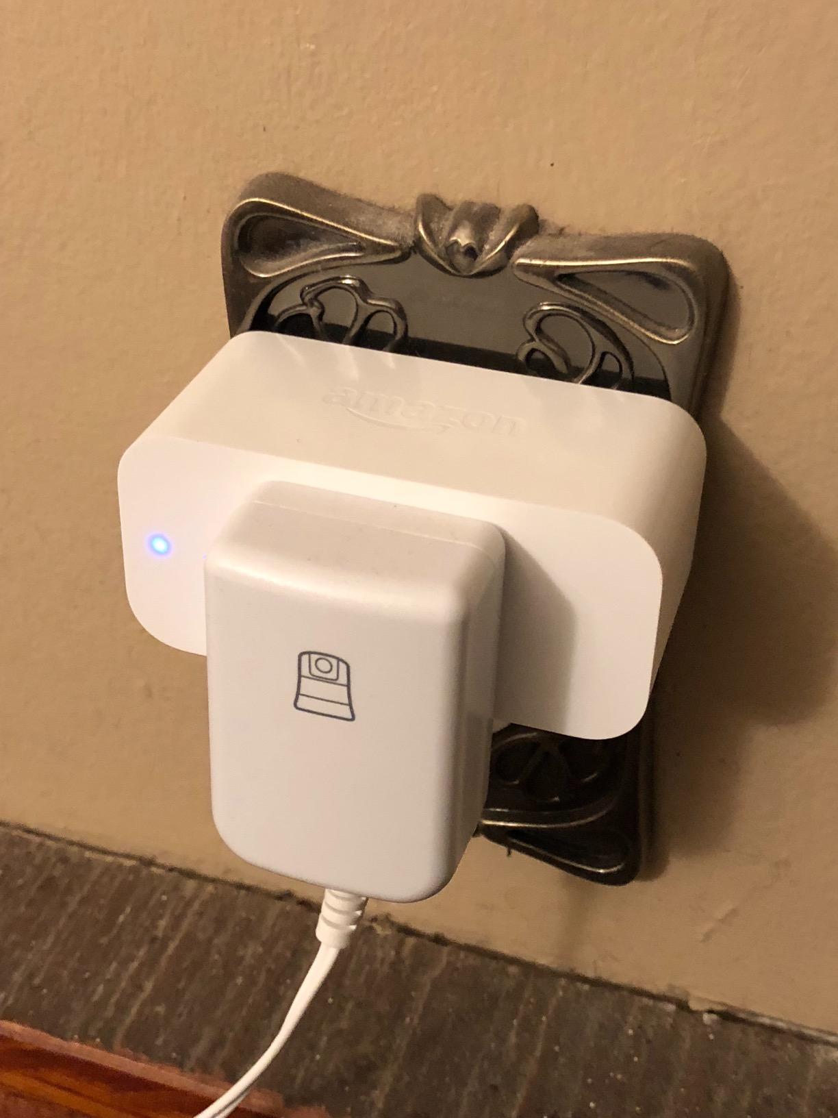 Amazon Smart Plug, Works with Alexa, Simple Setup, Endless Possibilities customer photo 1