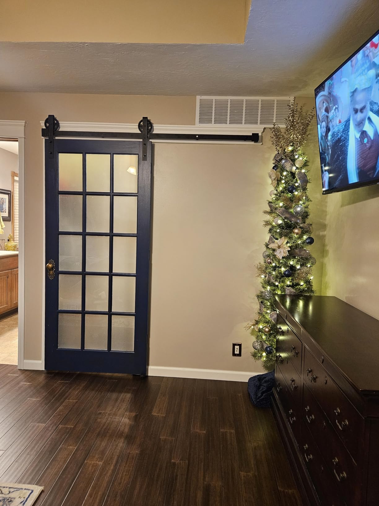 SMARTSTANDARD 8 FT Heavy Duty Sliding Barn Door Hardware Kit, 4FT - 18FT, Black, Smoothly and Quietly, Simple and Easy to Install, Fit 42