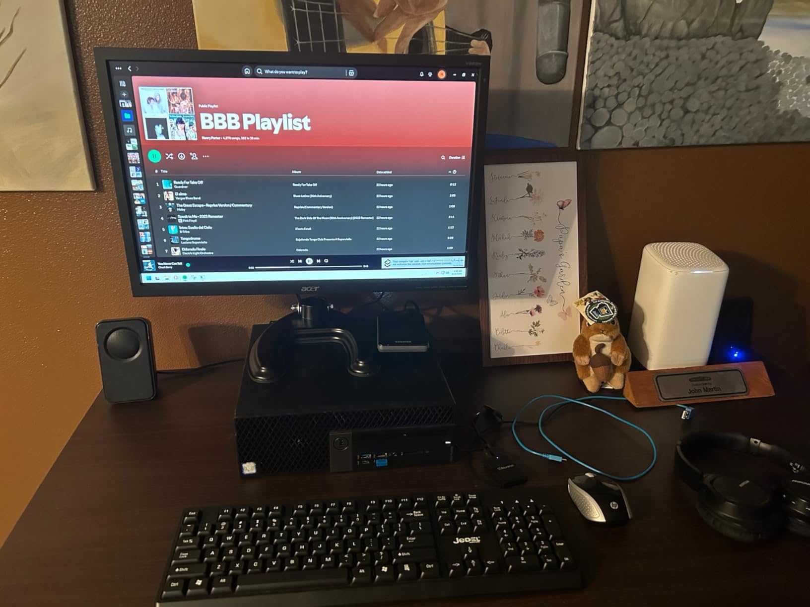 Dell Optiplex 9020 Desktop Computer PC, Intel Quad-Core i5, 500GB HDD Storage, 8GB DDR3 RAM, WiFi, 20 in Monitor, RGB Productivity Bundle, Windows 11 Pro (Renewed) customer photo 1