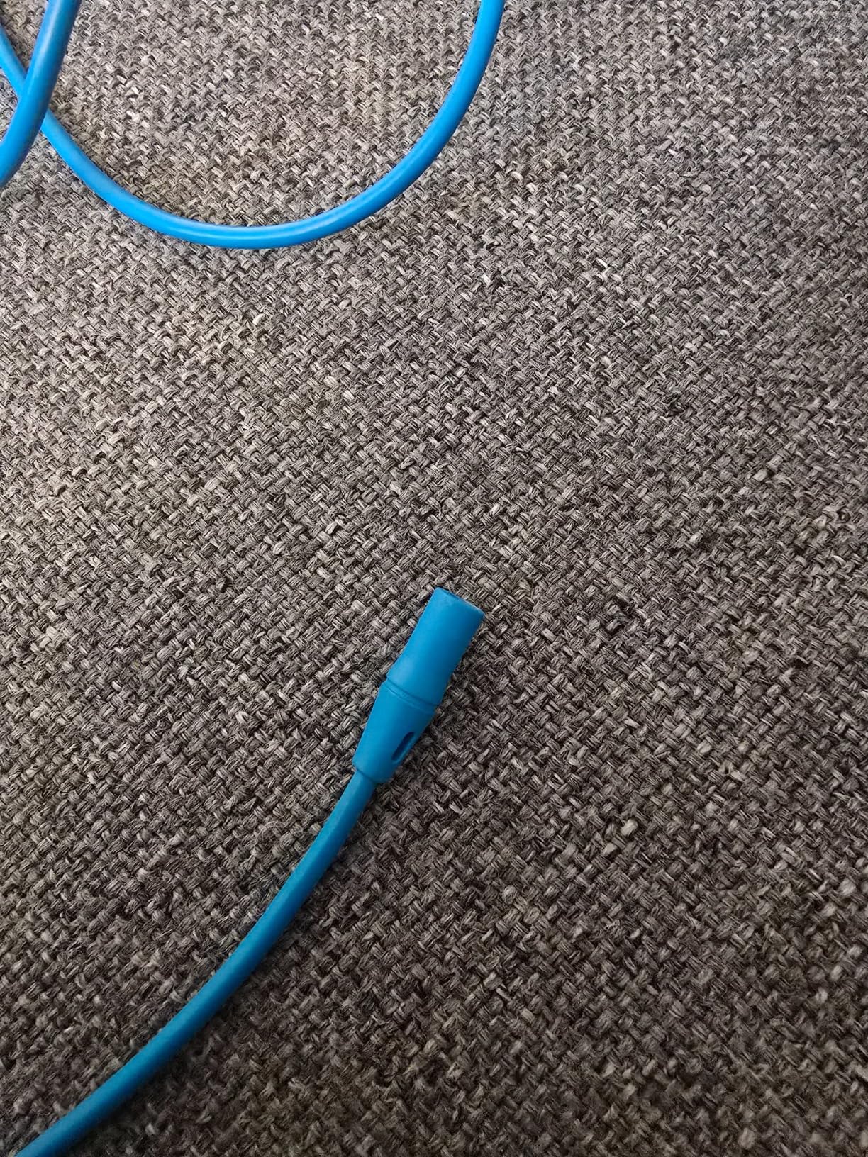 JLab JBuddies Play Gaming Wireless Kids Headset, Black, 22+ Hour Bluetooth 5 Playtime 60ms Super-Low Latency for Mobile Gameplay, Retractable Boom Mic, AUX Cord Compatible w/Gaming Consoles customer photo 2