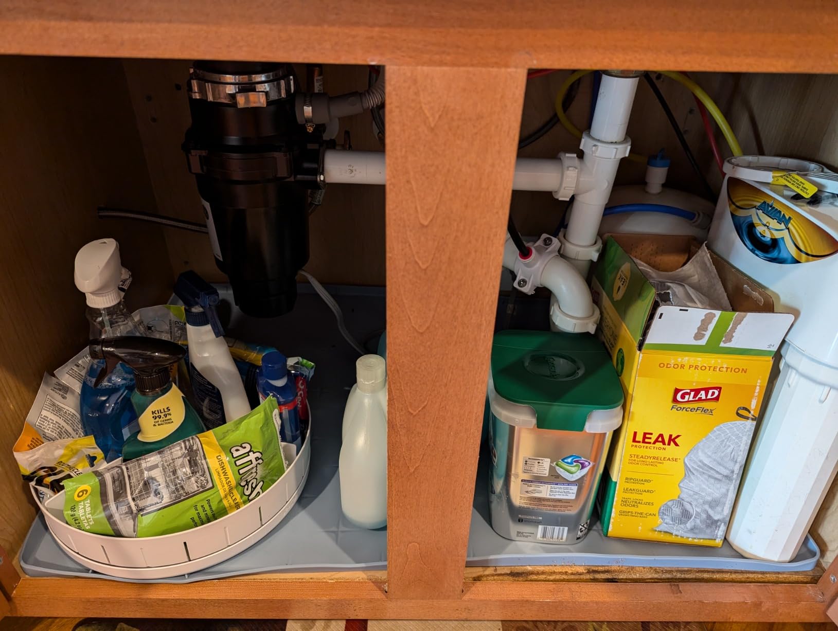 YouCopia SinkSuite Under Sink Turntable with Adjustable Dividers, Lazy Susan Organizer for Kitchen or Bathroom Storage, White customer photo 1